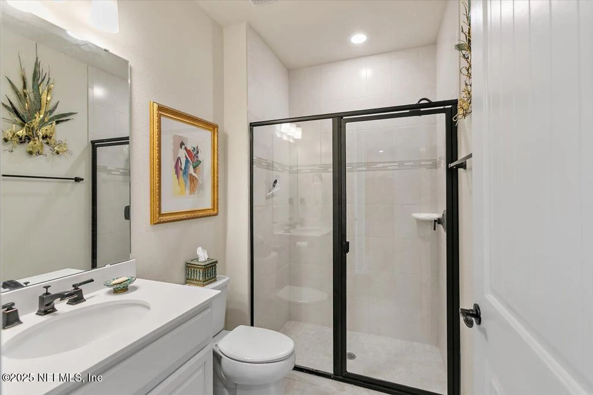 Property Slideshow image 15 of 25 | 10820 town view dr, Jacksonville, FL, 32256