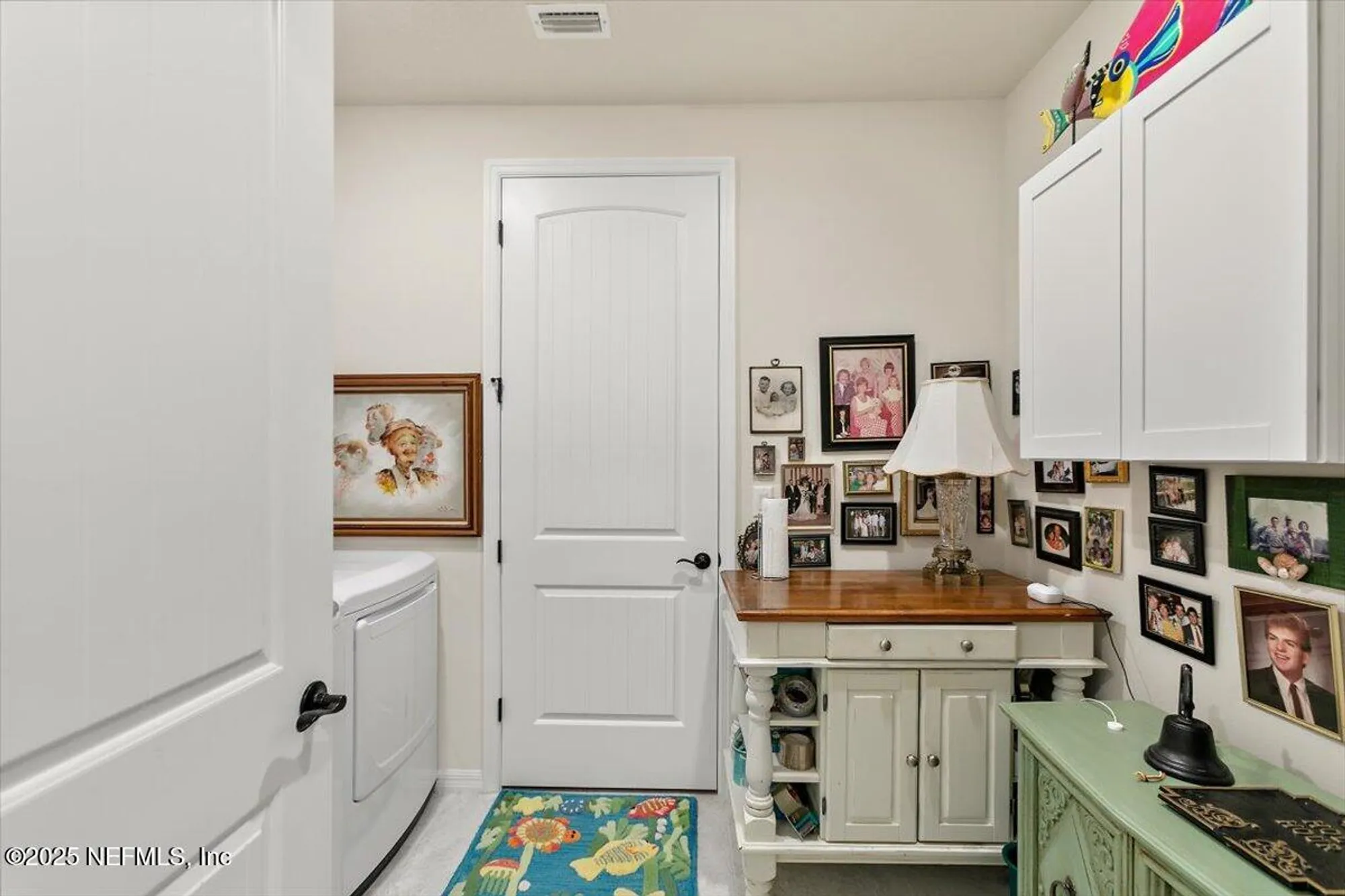 Property Slideshow image 17 of 25 | 10820 town view dr, Jacksonville, FL, 32256