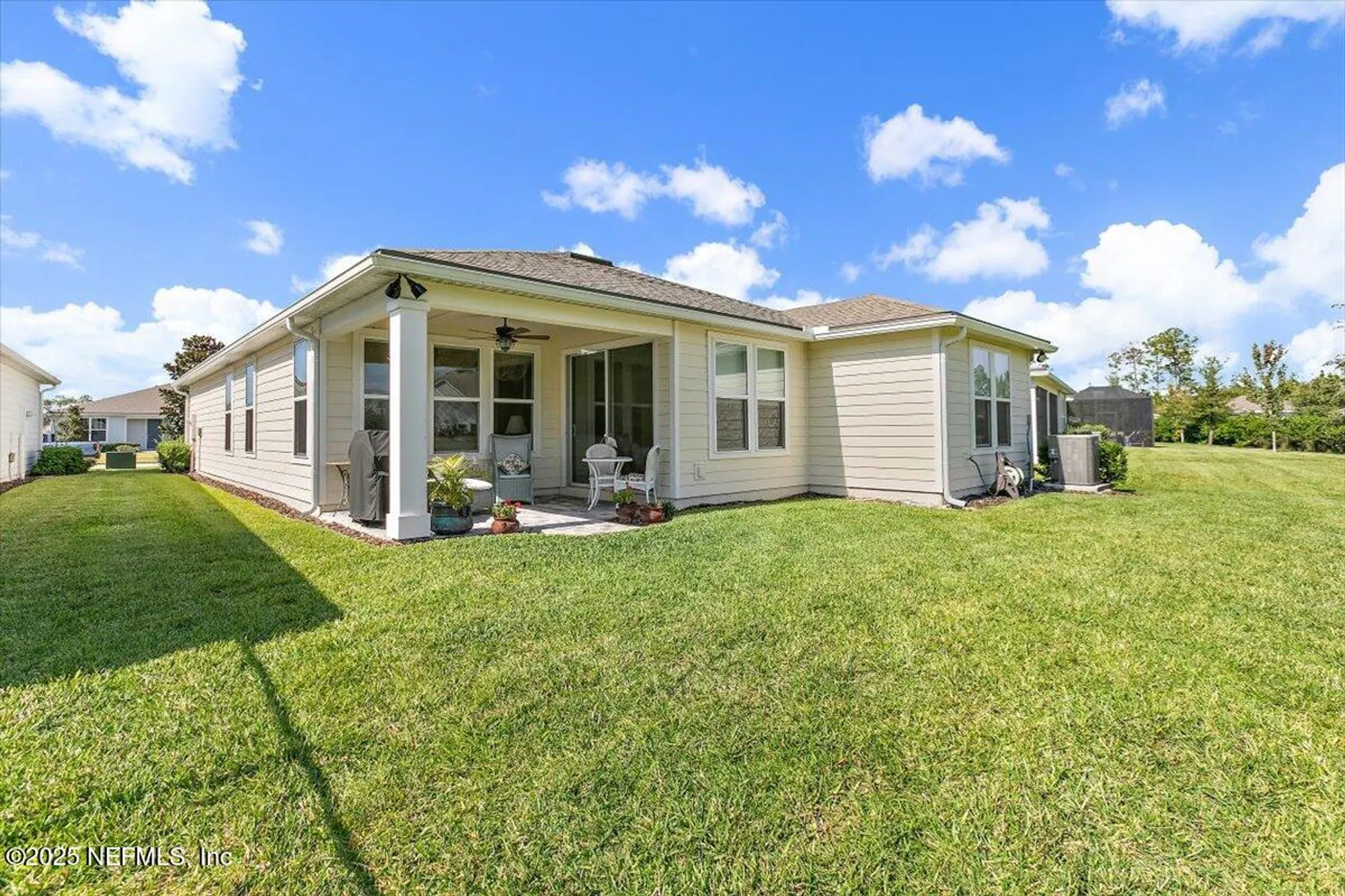 Property Slideshow image 19 of 25 | 10820 town view dr, Jacksonville, FL, 32256