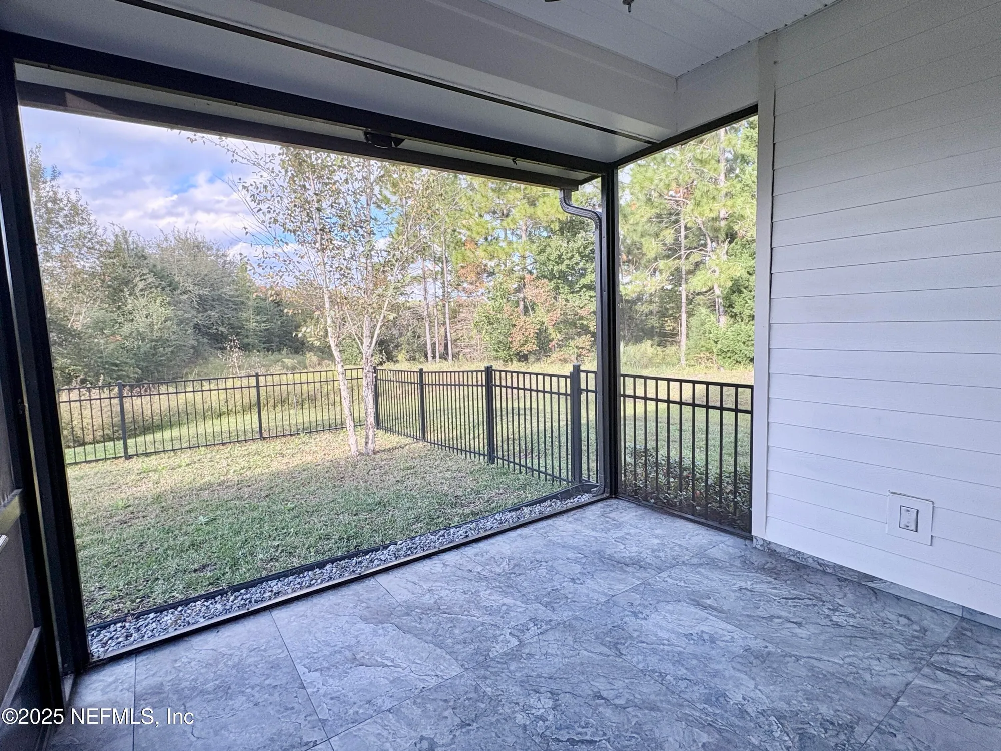 Property Slideshow image 24 of 32 | 4391 sun lily ct, Jacksonville, FL, 32257