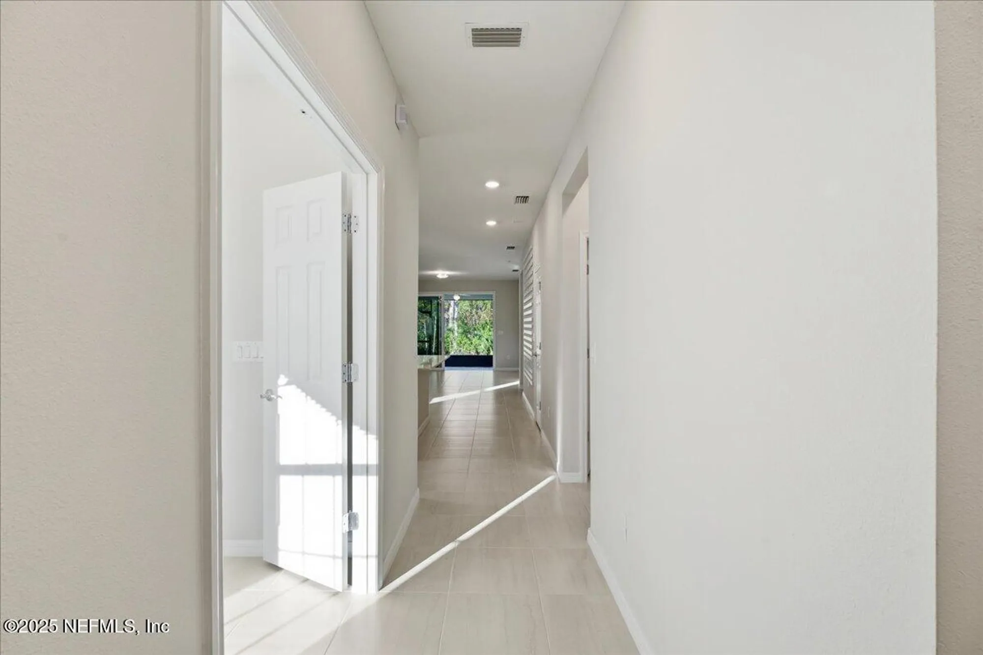 Property Slideshow image 7 of 112 | 91 fairlake cir, St Augustine, FL, 32092