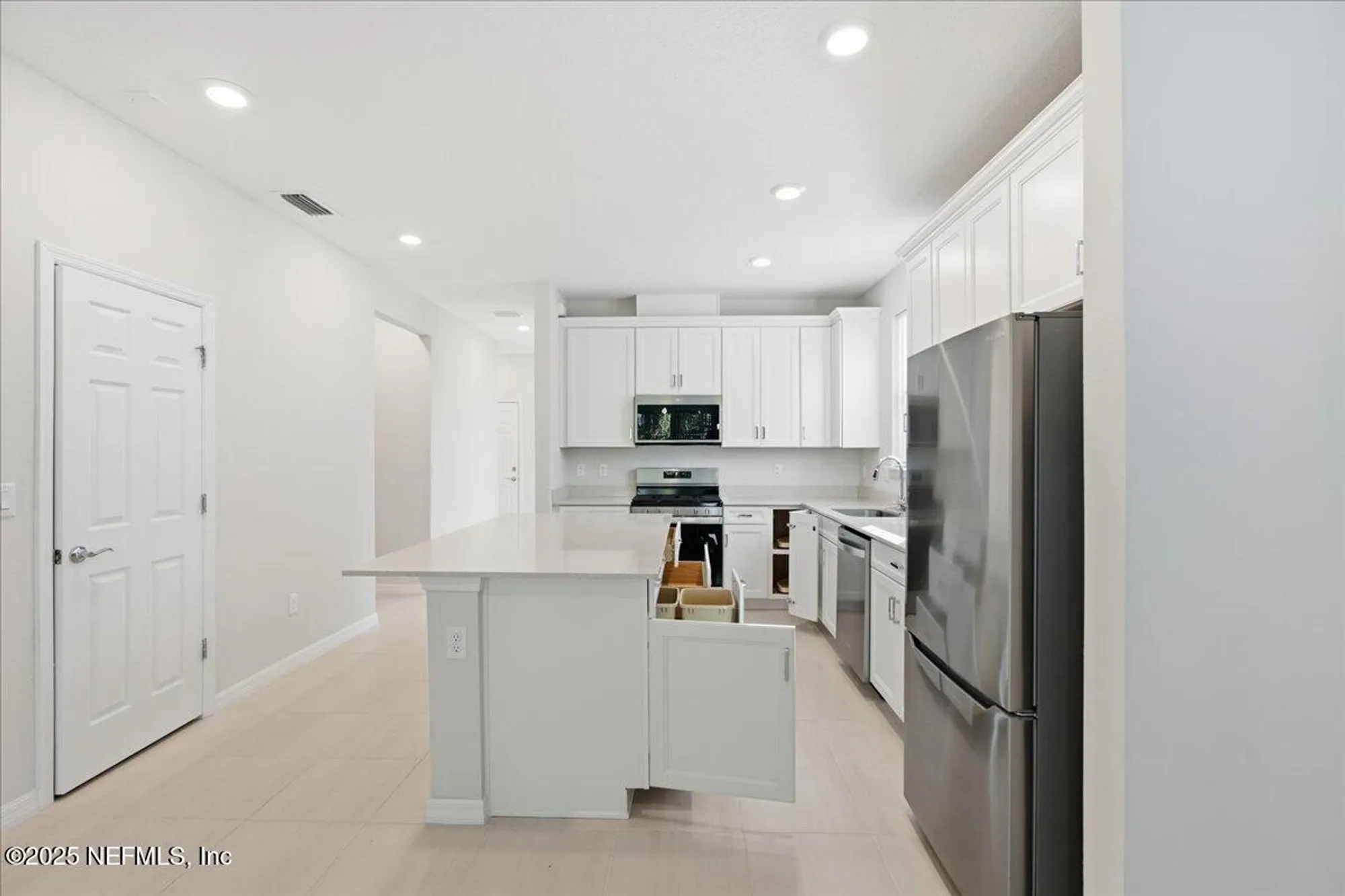 Property Slideshow image 20 of 112 | 91 fairlake cir, St Augustine, FL, 32092