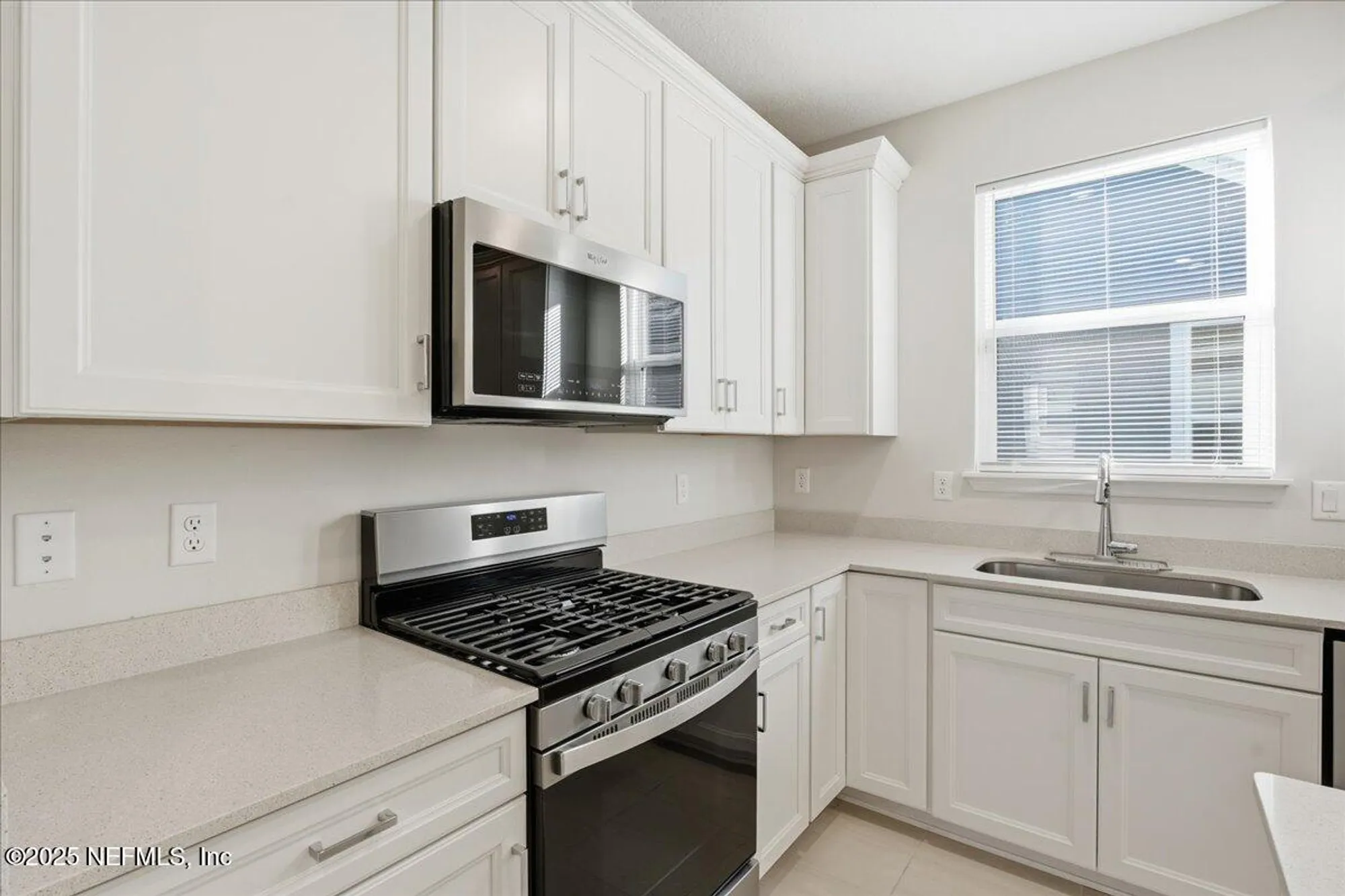 Property Slideshow image 14 of 112 | 91 fairlake cir, St Augustine, FL, 32092