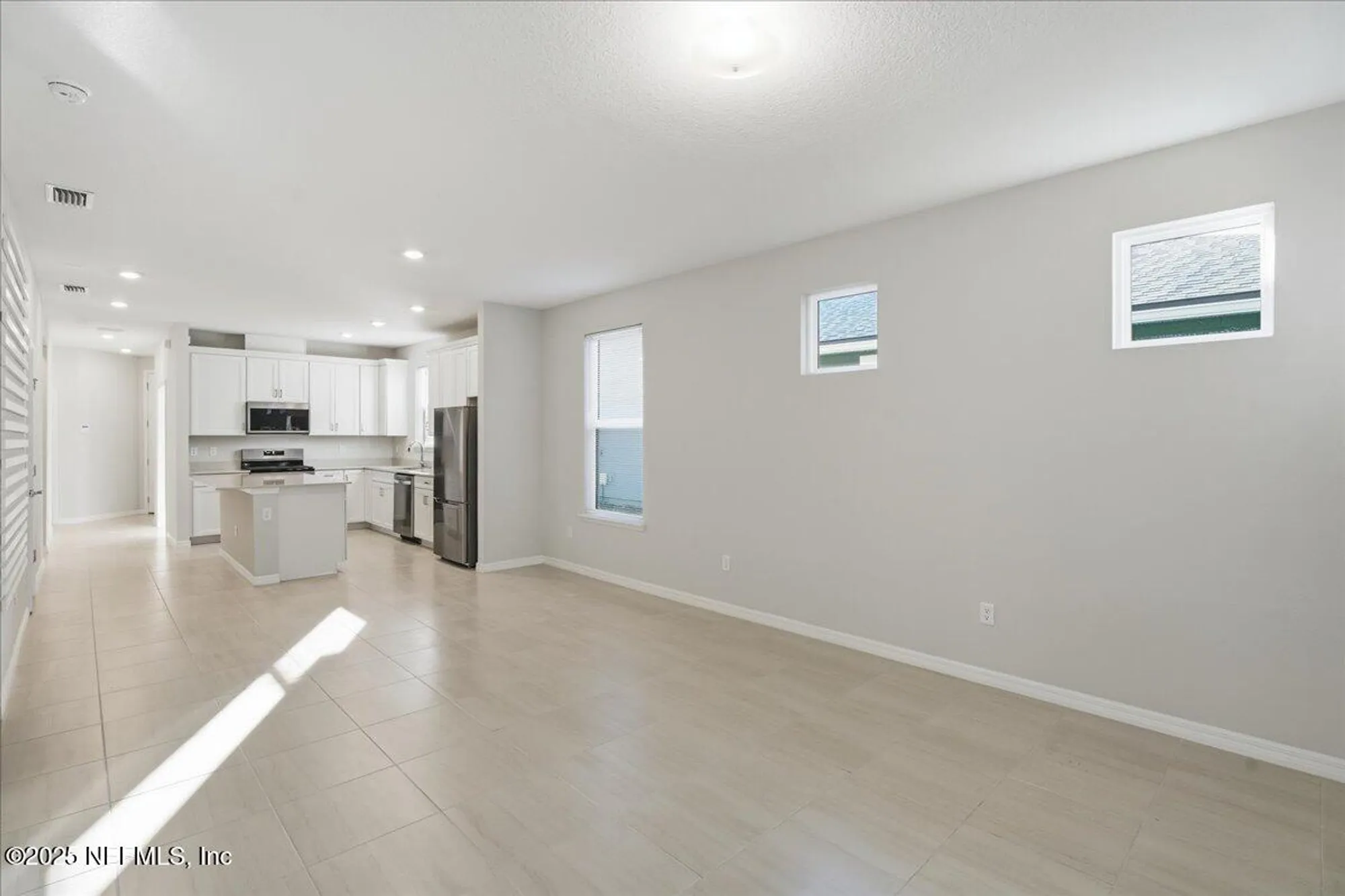 Property Slideshow image 11 of 112 | 91 fairlake cir, St Augustine, FL, 32092