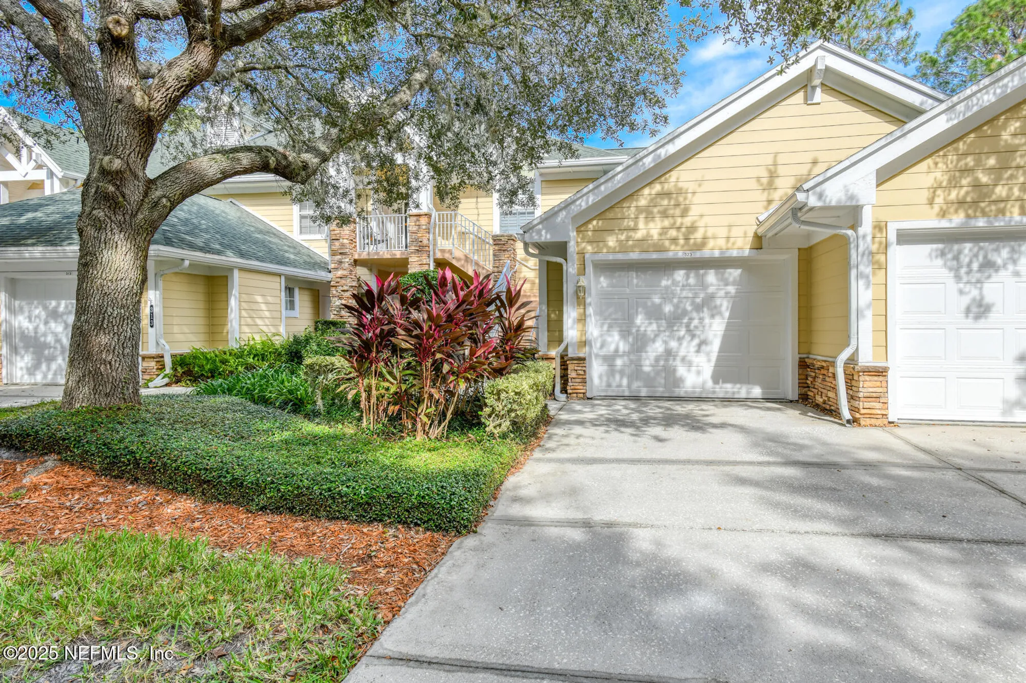 Property Slideshow image 2 of 57 | 125 n champions way unit 323, St Augustine, FL, 32092