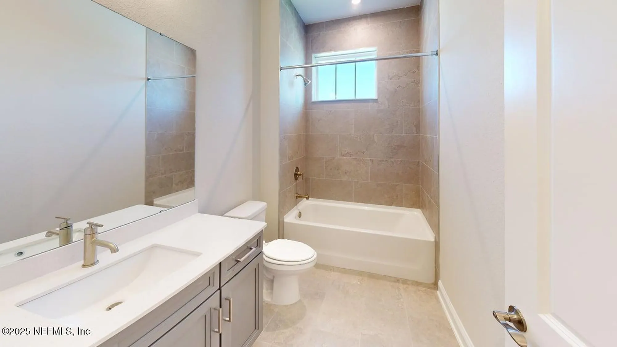 Property Slideshow image 13 of 64 | 240 pelton pl, St Johns, FL, 32259