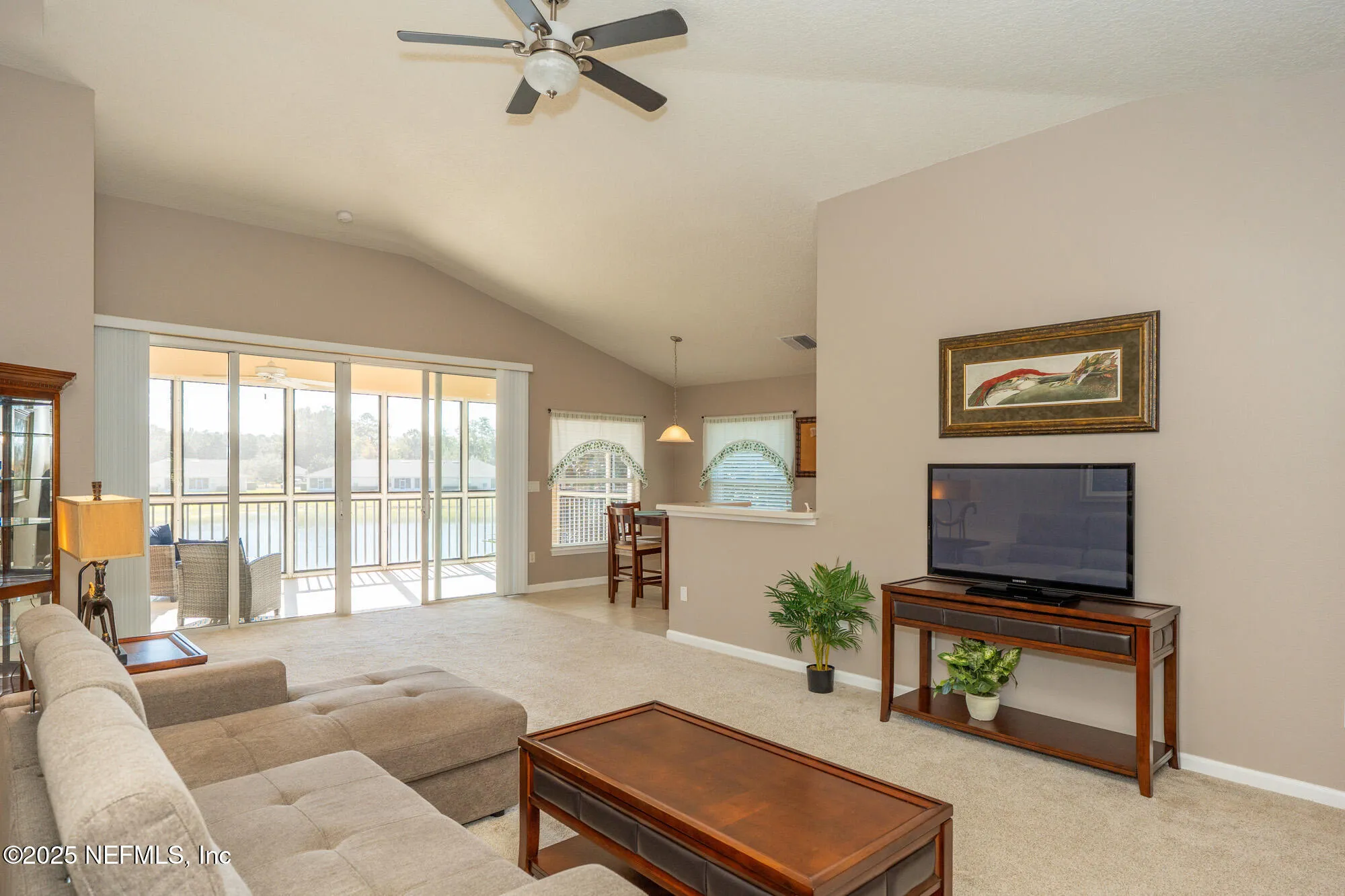 Property Slideshow image 8 of 48 | 11873 surfbird cir 9h, Jacksonville, FL, 32256