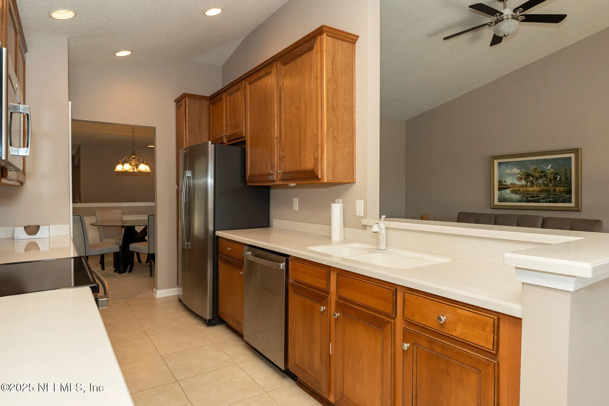 Property Slideshow image 12 of 48 | 11873 surfbird cir 9h, Jacksonville, FL, 32256