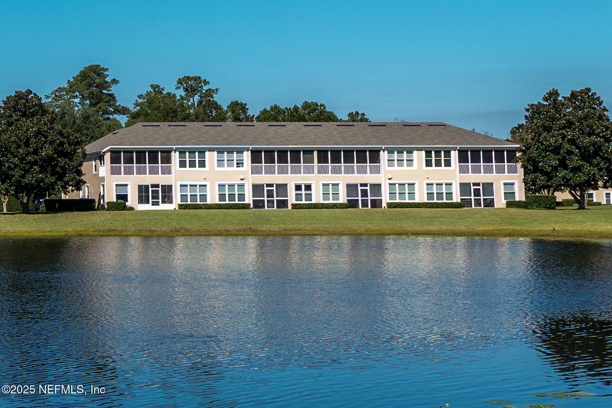 Property Slideshow image 32 of 48 | 11873 surfbird cir 9h, Jacksonville, FL, 32256