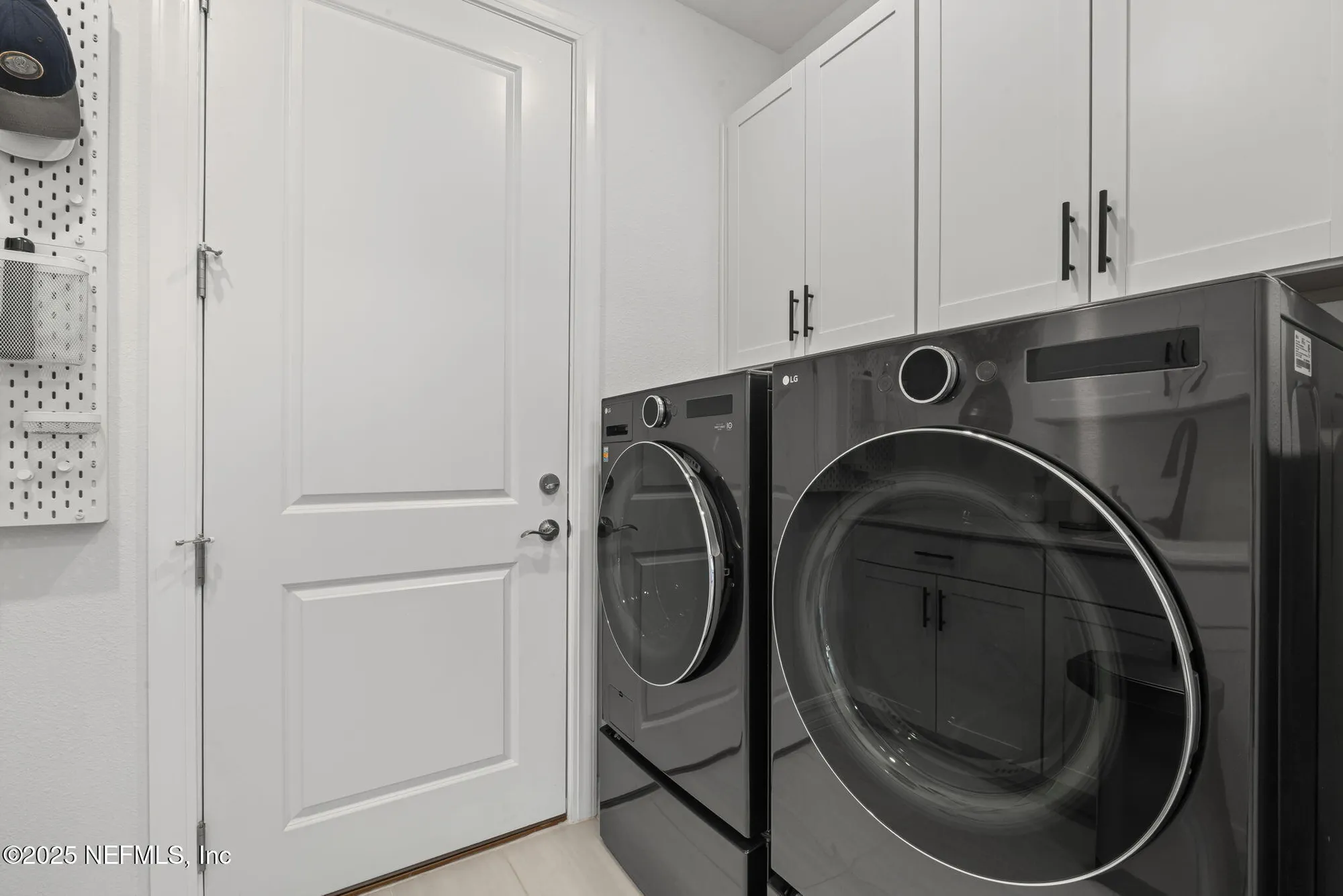 Property Slideshow image 14 of 47 | 217 fairlake cir, St Augustine, FL, 32092