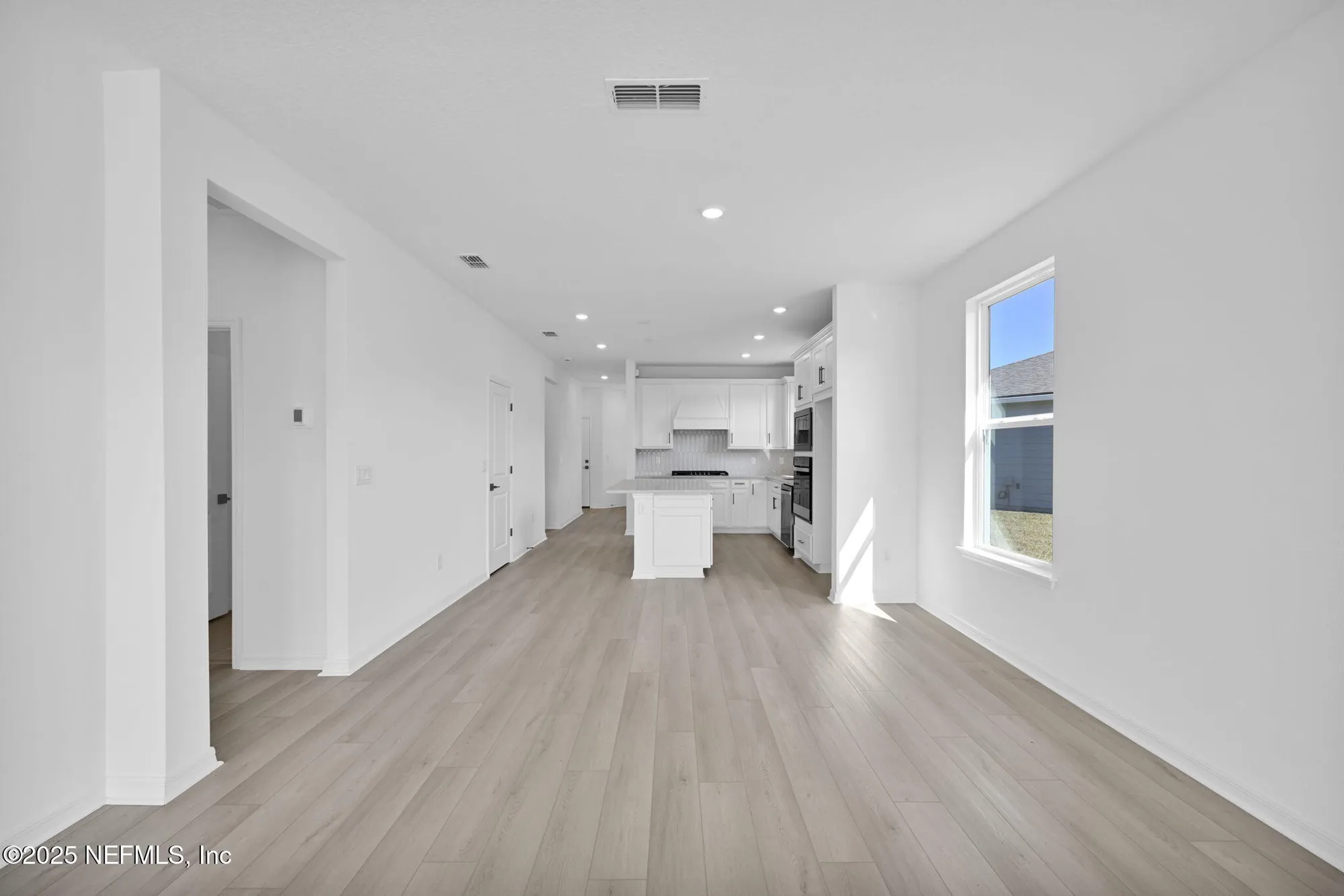 Property Slideshow image 12 of 43 | 531 goodwill ct, Yulee, FL, 32097