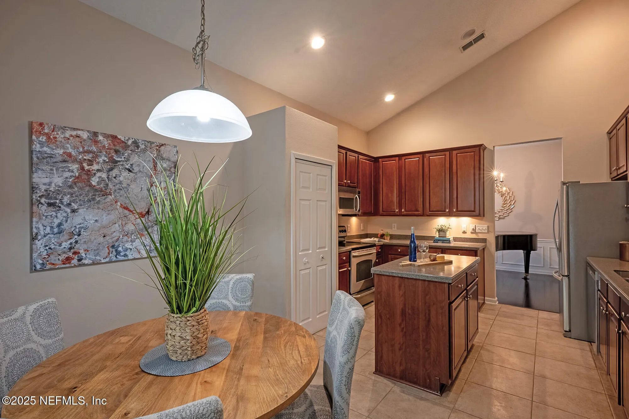 Property Slideshow image 22 of 103 | 9197 sweet berry ct, Jacksonville, FL, 32256