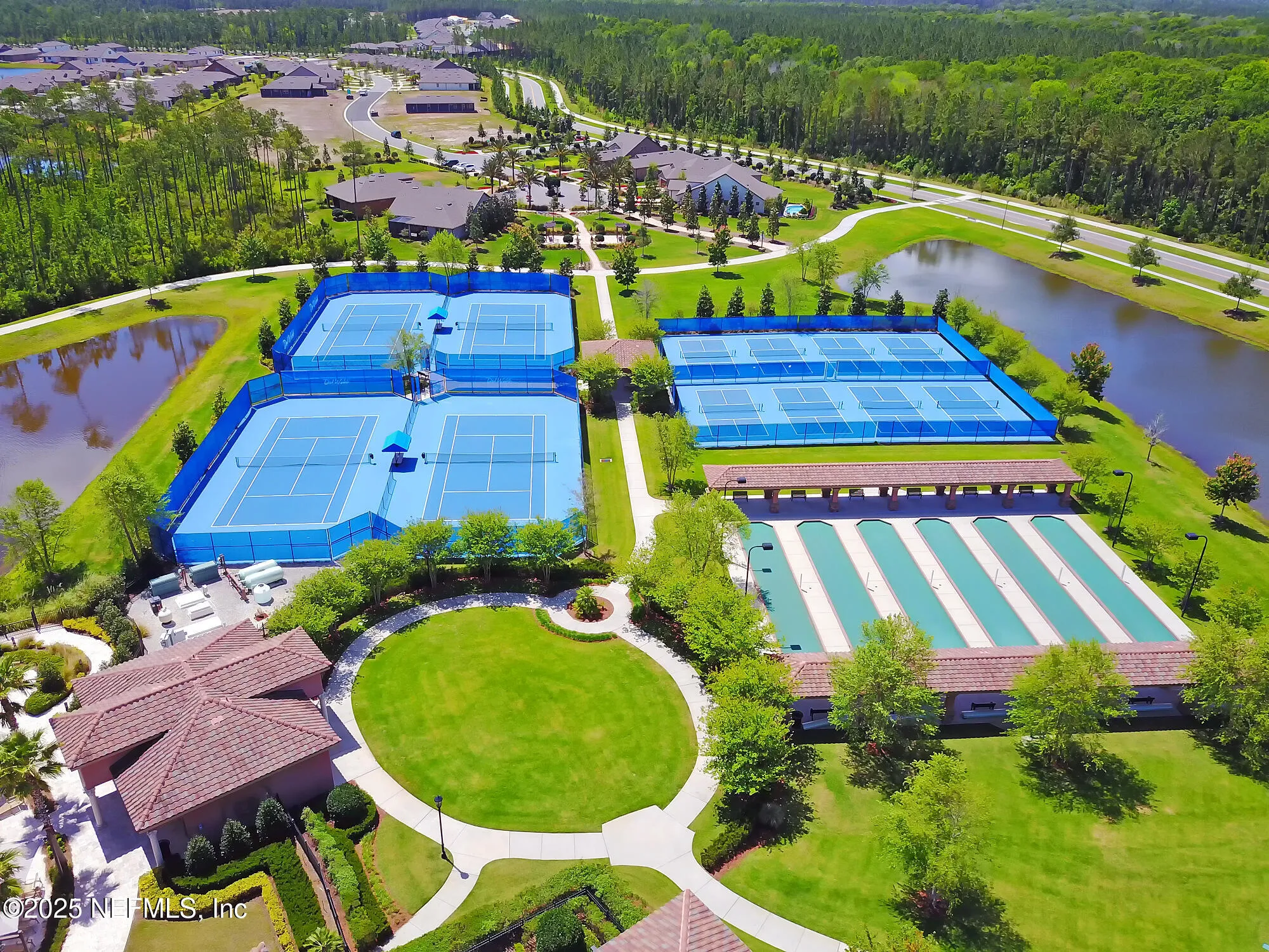 Property Slideshow image 54 of 70 | 724 wandering woods way, Ponte Vedra, FL, 32081