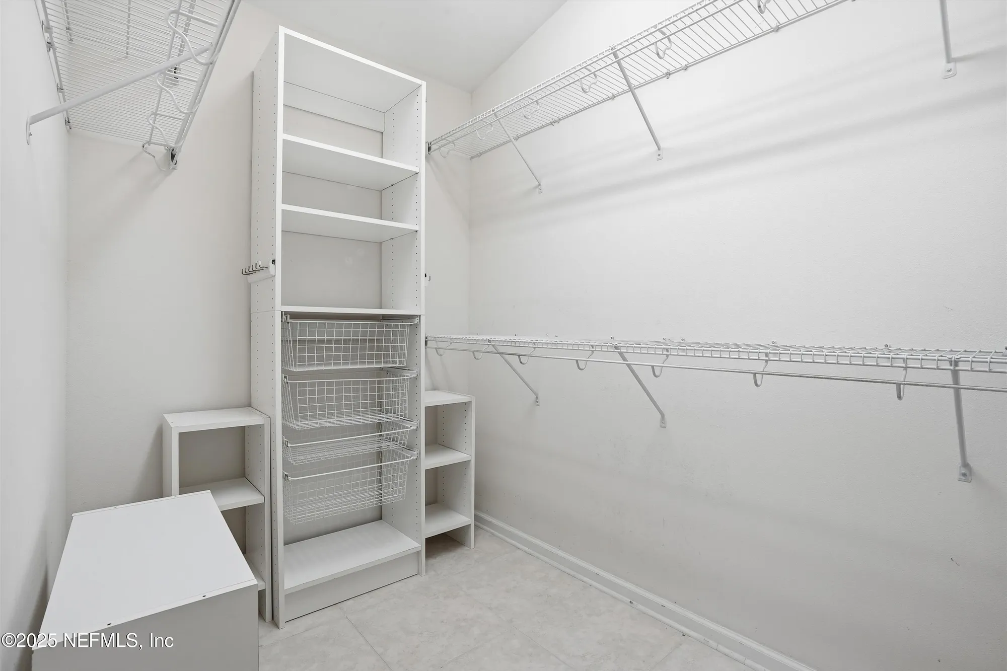 Property Slideshow image 15 of 28 | 9268 waterglen ln, Jacksonville, FL, 32256