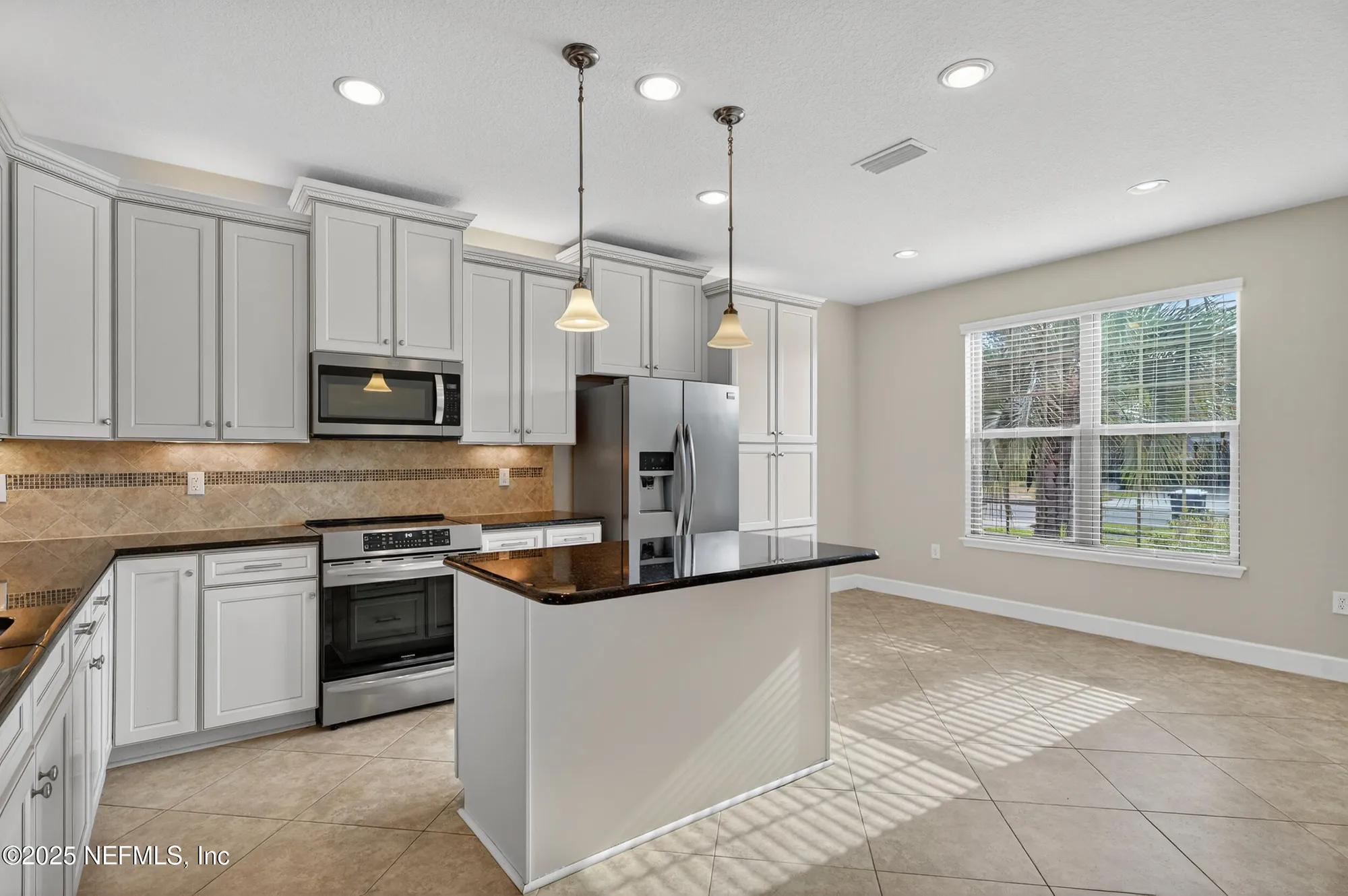 Property Slideshow image 12 of 86 | 203 woodhurst dr, Ponte Vedra, FL, 32081