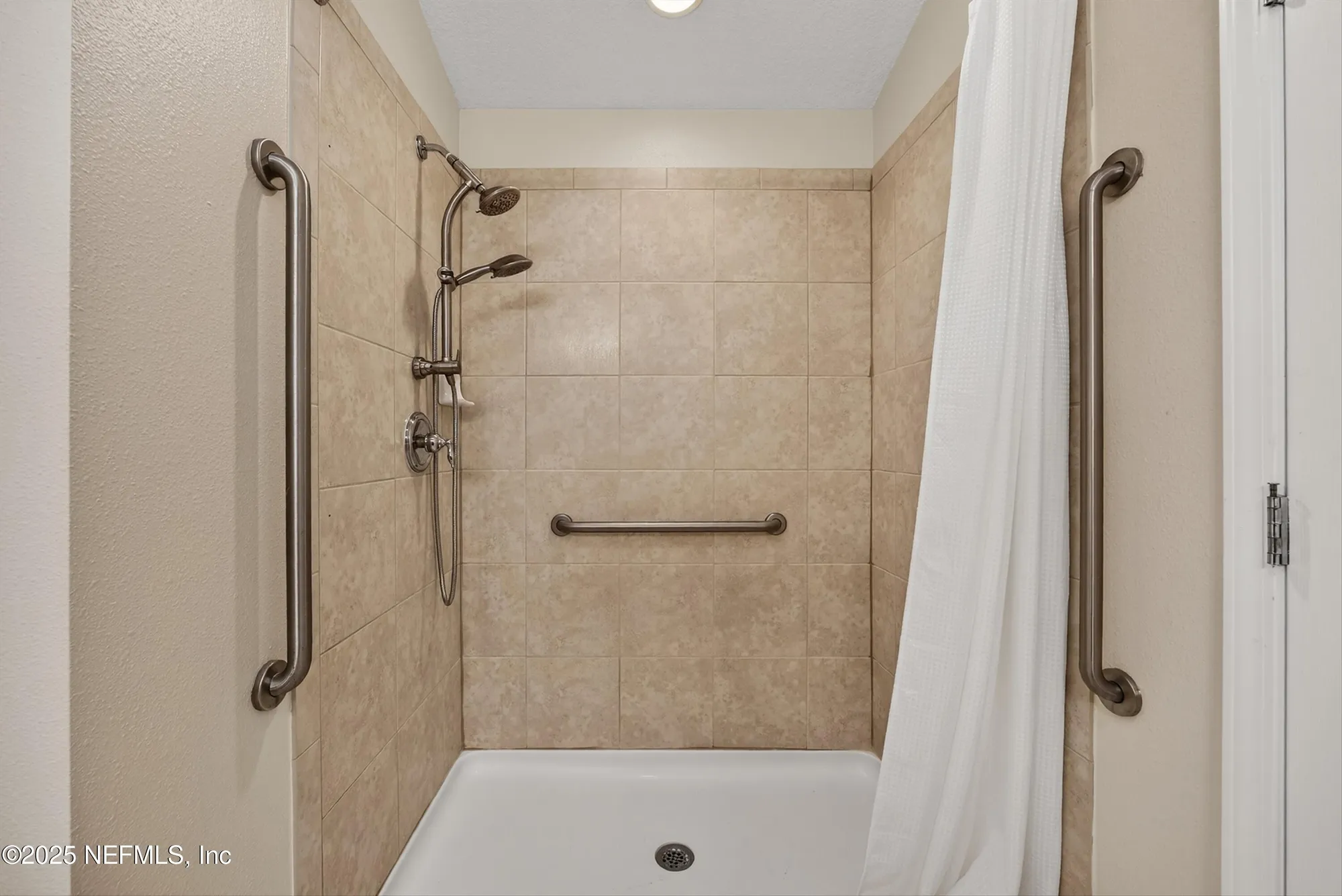 Property Slideshow image 30 of 50 | 9133 sweet tree trl, Jacksonville, FL, 32256