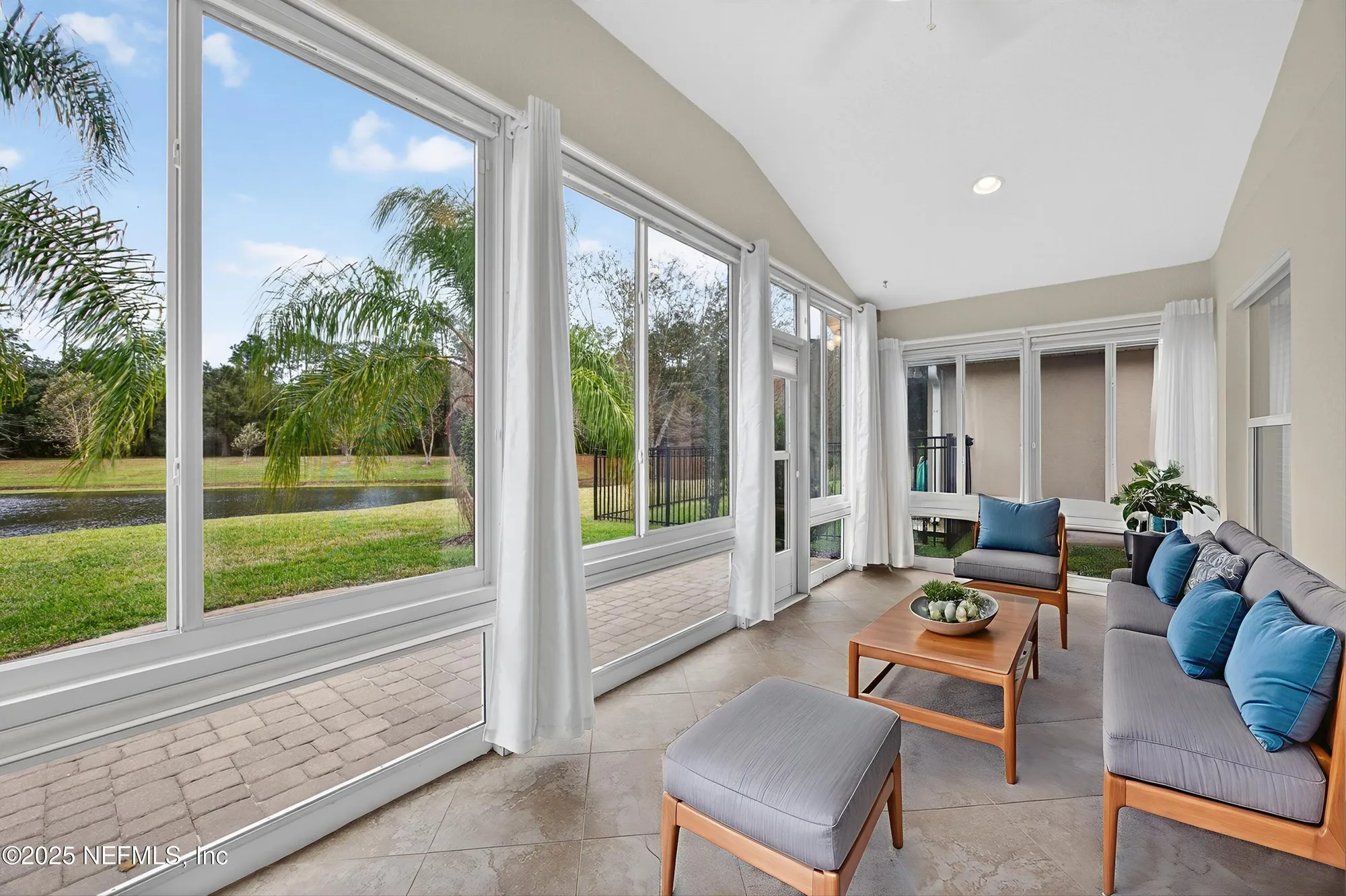 Property Slideshow image 17 of 50 | 9133 sweet tree trl, Jacksonville, FL, 32256