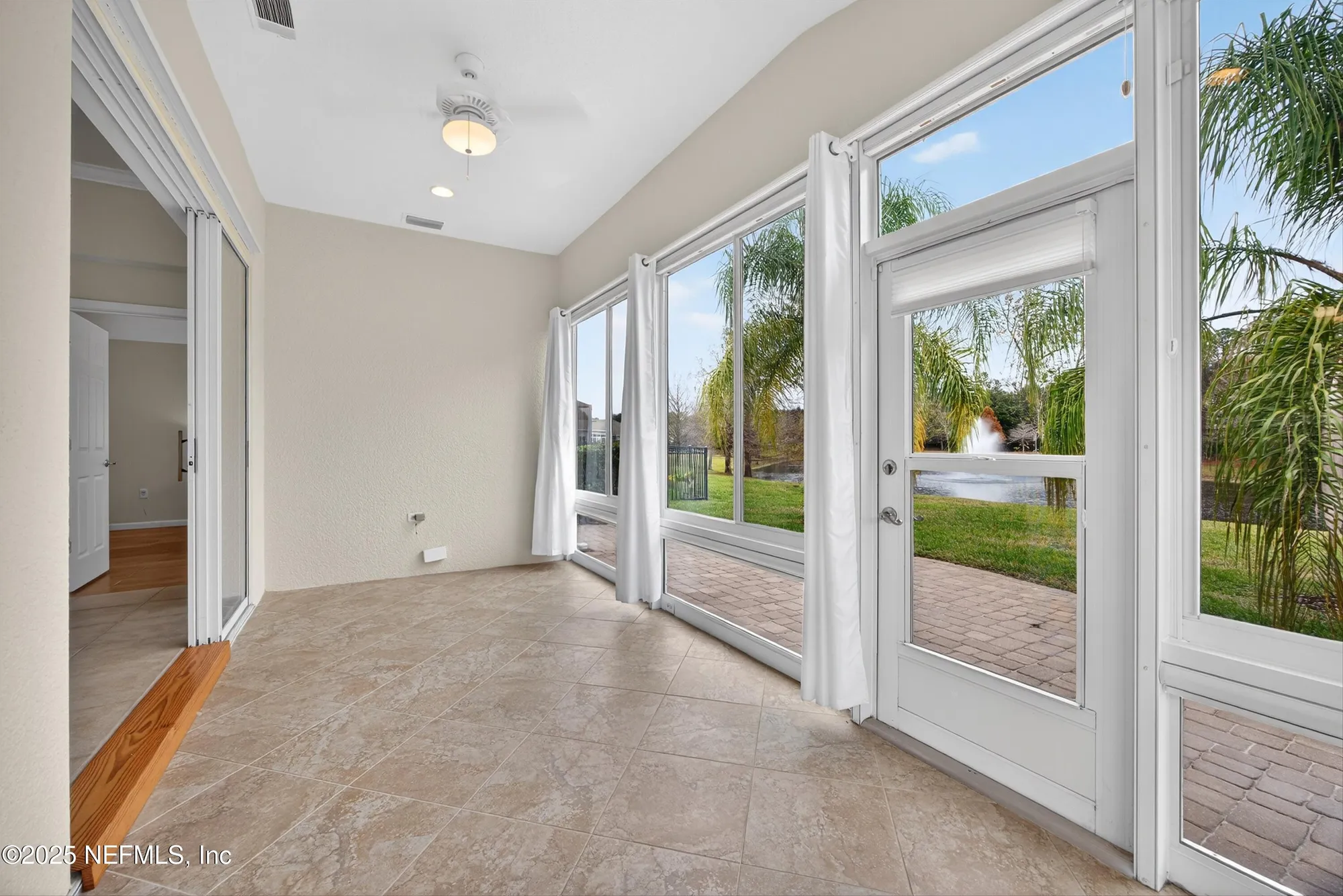 Property Slideshow image 19 of 50 | 9133 sweet tree trl, Jacksonville, FL, 32256