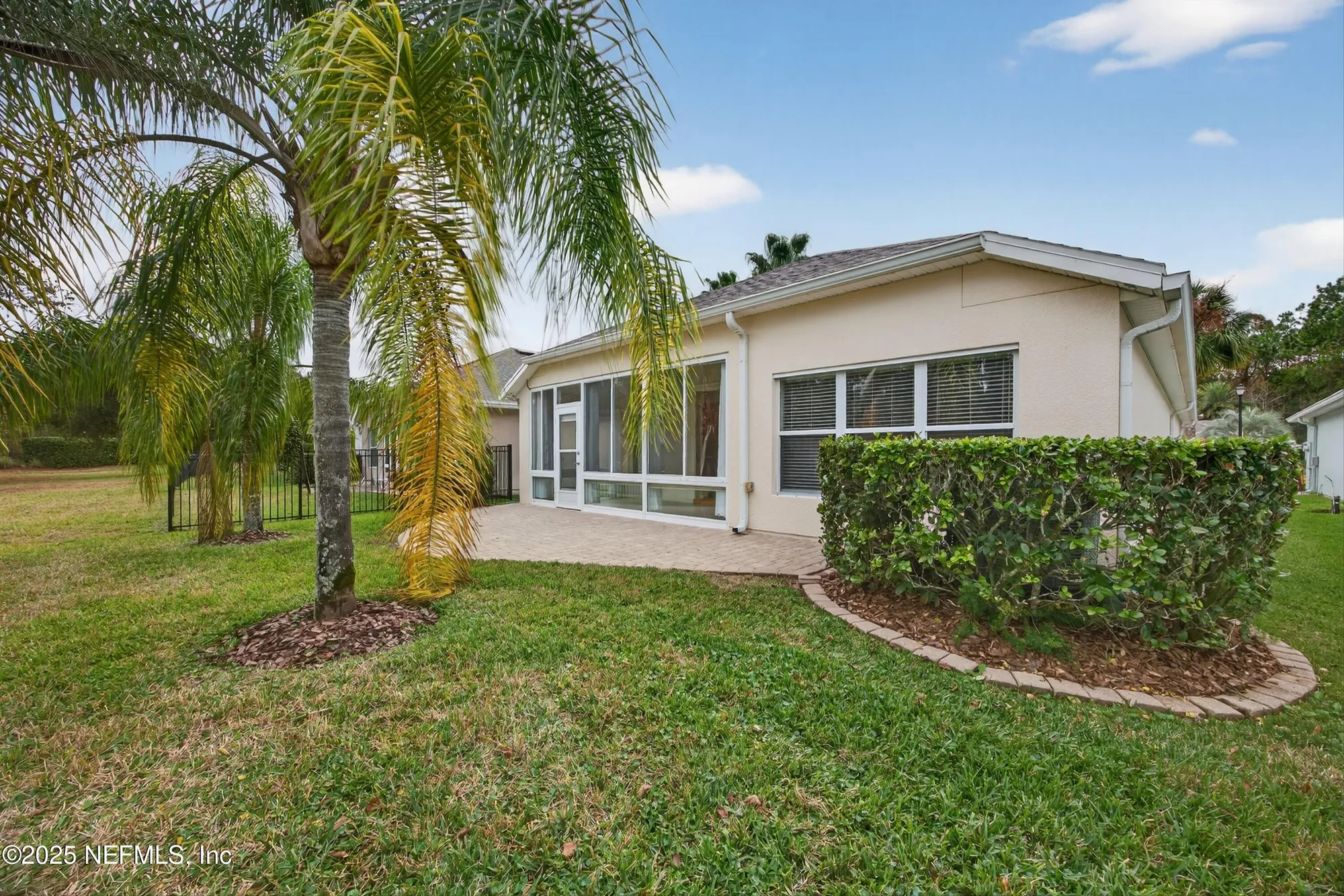 Property Slideshow image 32 of 50 | 9133 sweet tree trl, Jacksonville, FL, 32256