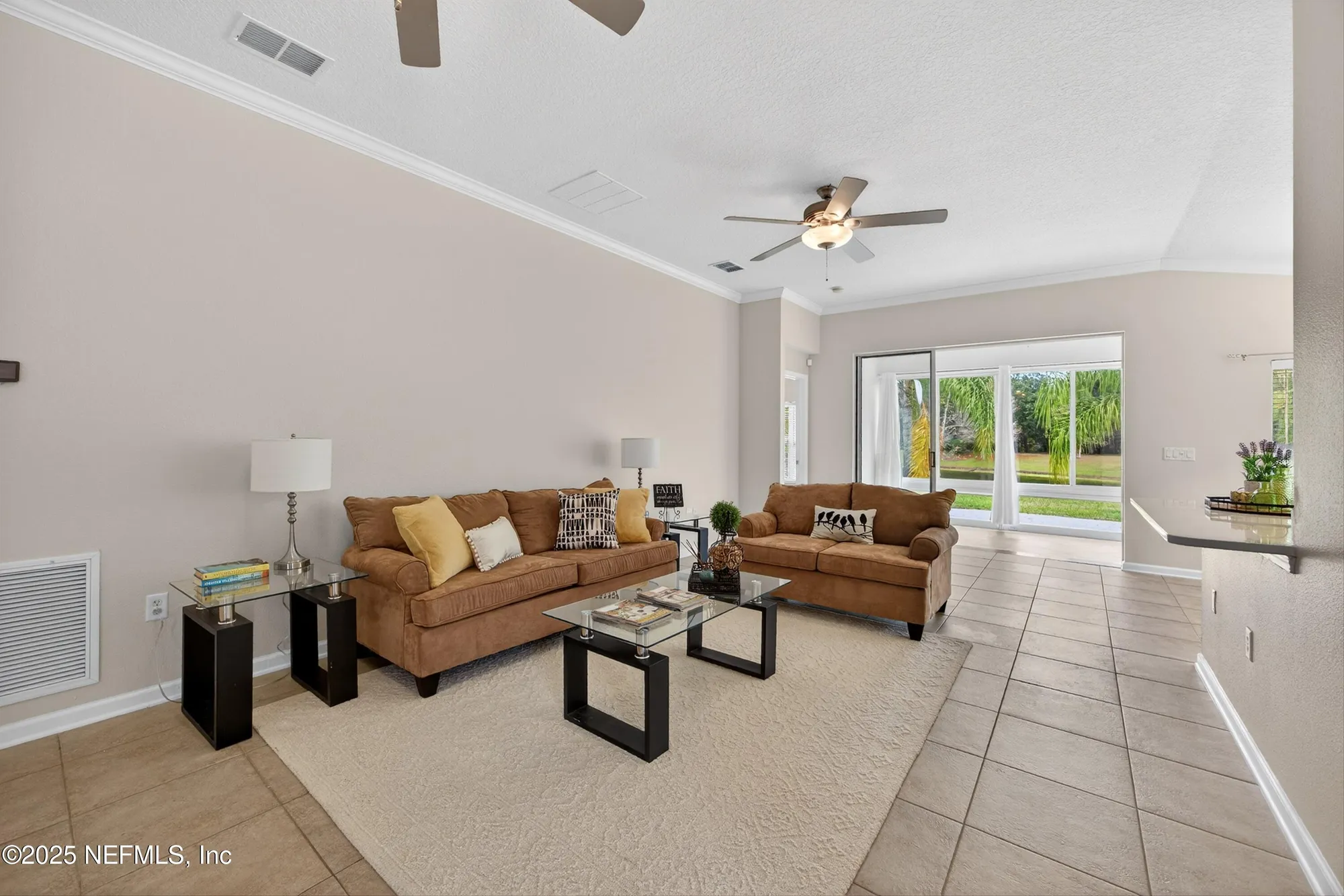 Property Slideshow image 12 of 50 | 9133 sweet tree trl, Jacksonville, FL, 32256