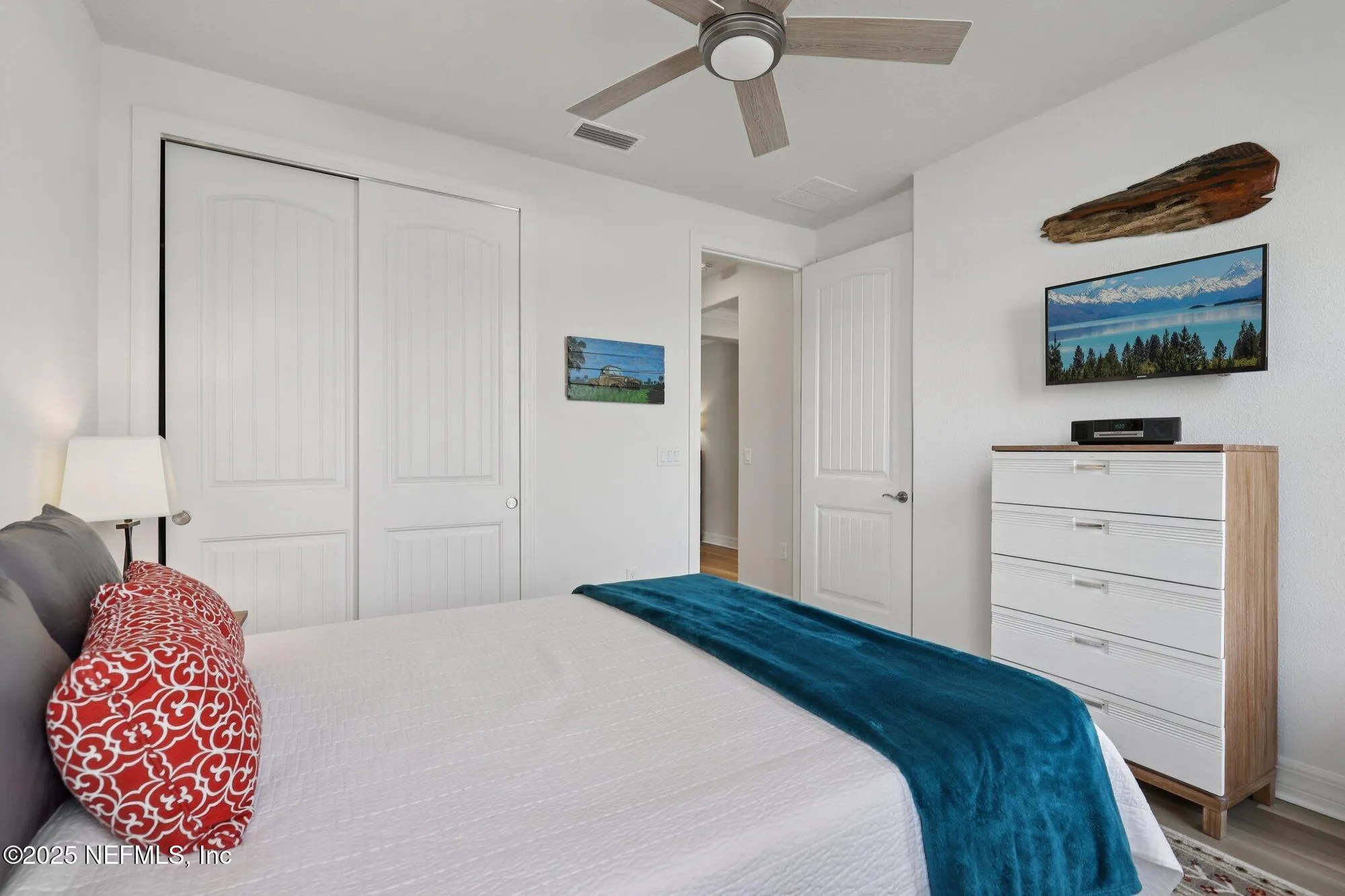 Property Slideshow image 32 of 44 | 11136 town view ct, Jacksonville, FL, 32256