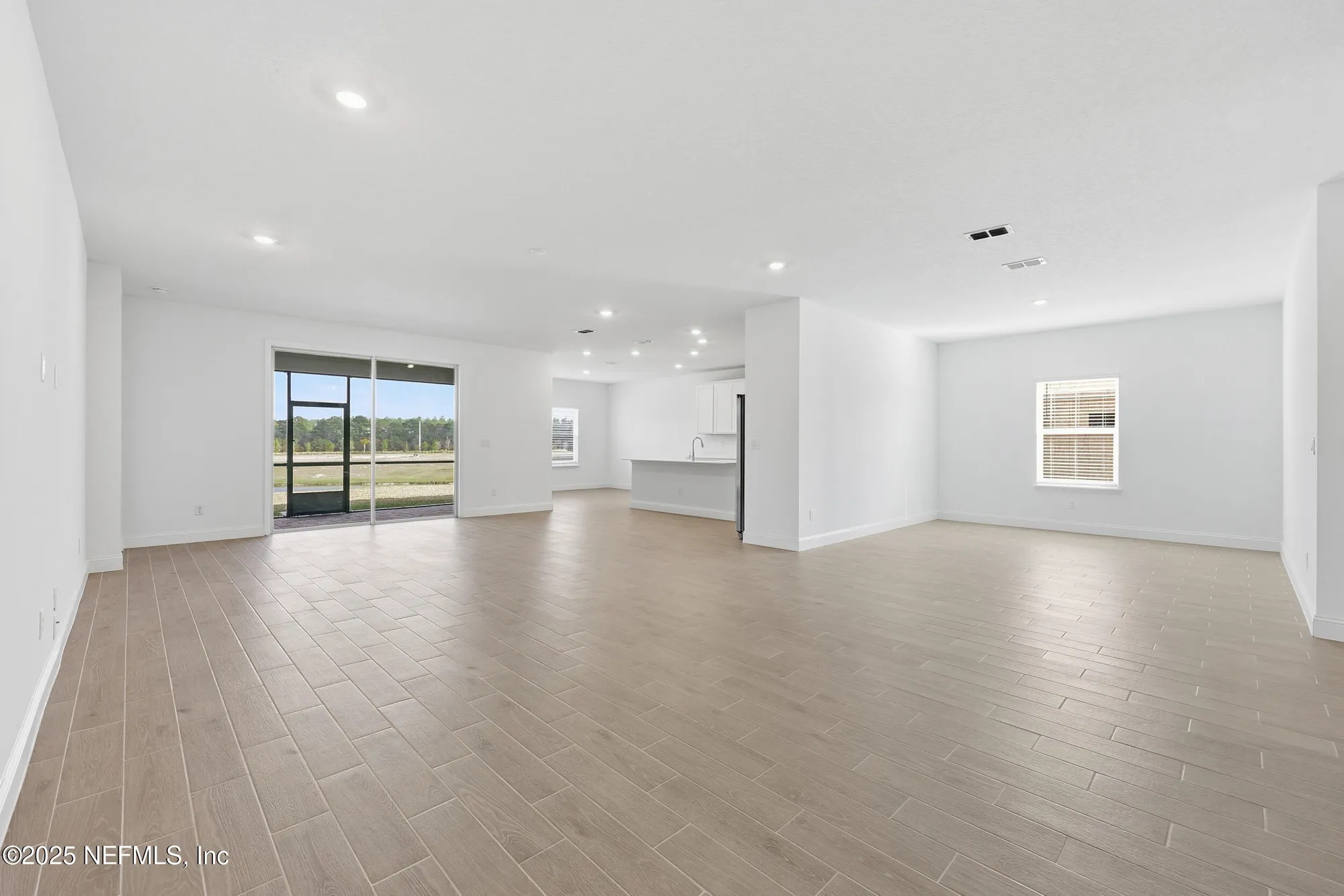 Property Slideshow image 3 of 27 | 2761 firelight ln, Green Cove Springs, FL, 32043