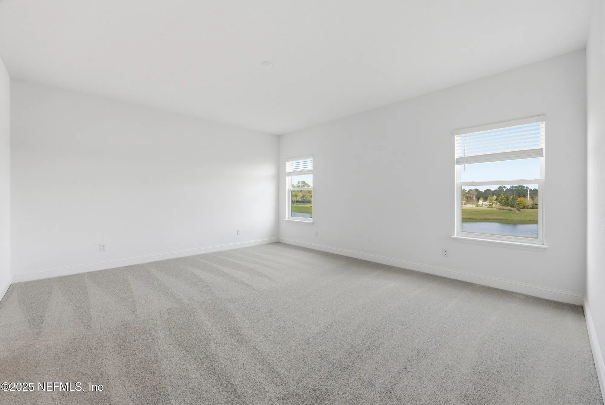 Property Slideshow image 9 of 27 | 2761 firelight ln, Green Cove Springs, FL, 32043