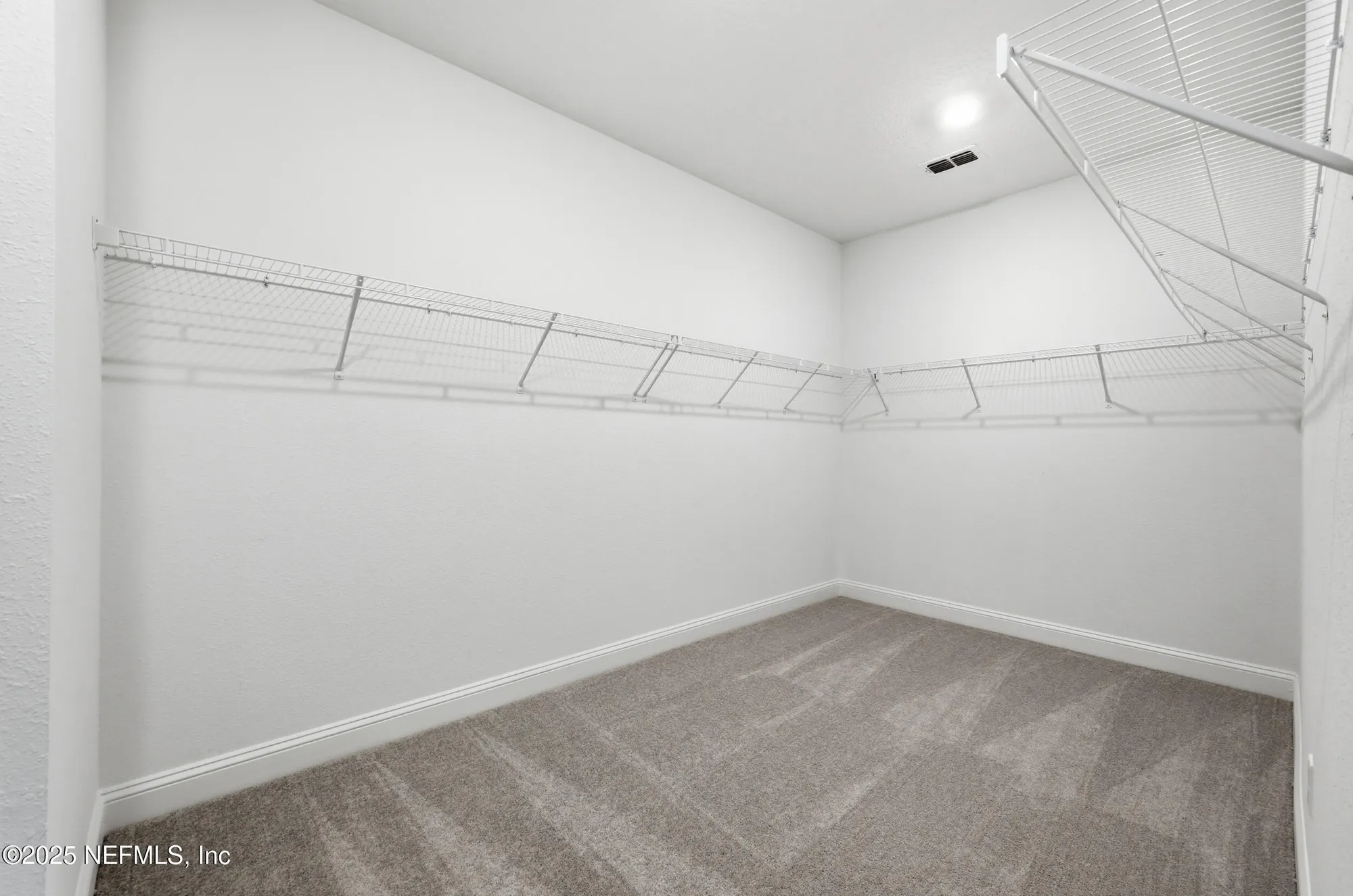 Property Slideshow image 12 of 27 | 2761 firelight ln, Green Cove Springs, FL, 32043