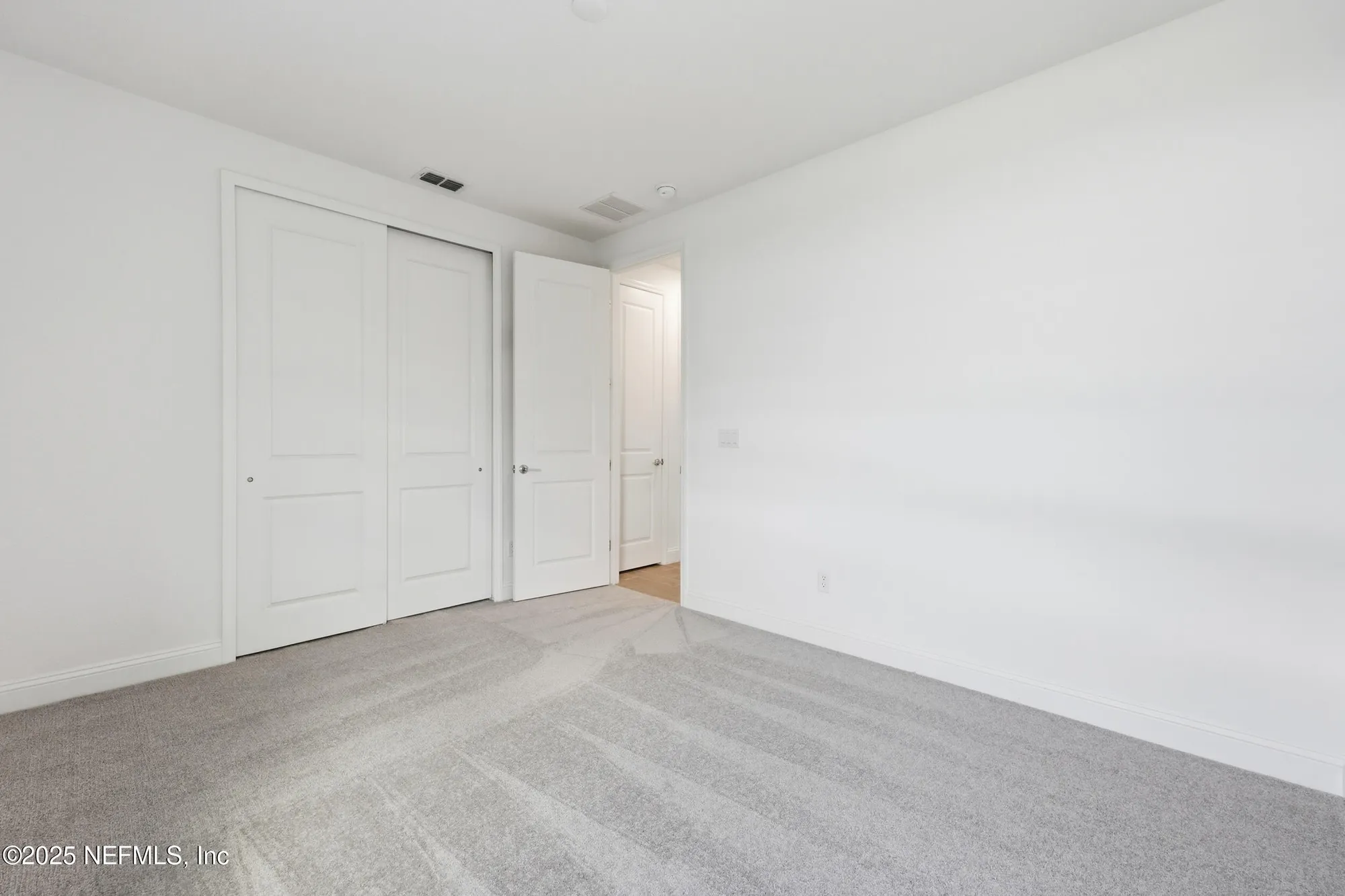 Property Slideshow image 13 of 27 | 2761 firelight ln, Green Cove Springs, FL, 32043