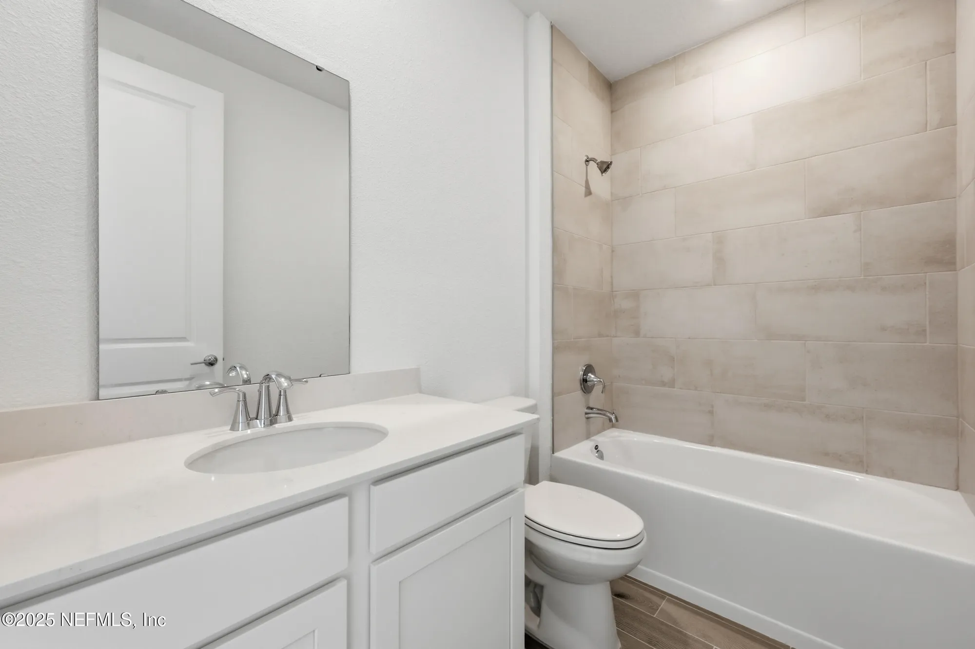 Property Slideshow image 16 of 27 | 2761 firelight ln, Green Cove Springs, FL, 32043