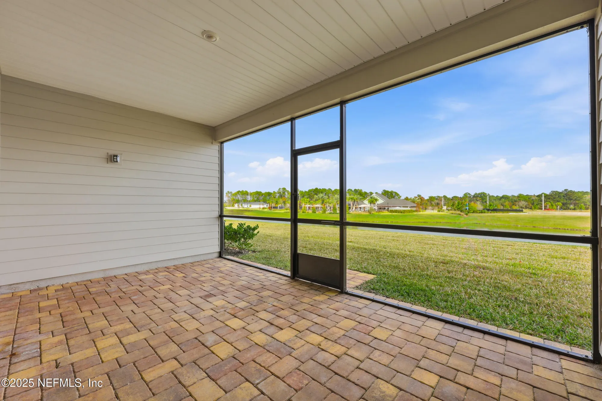 Property Slideshow image 18 of 27 | 2761 firelight ln, Green Cove Springs, FL, 32043
