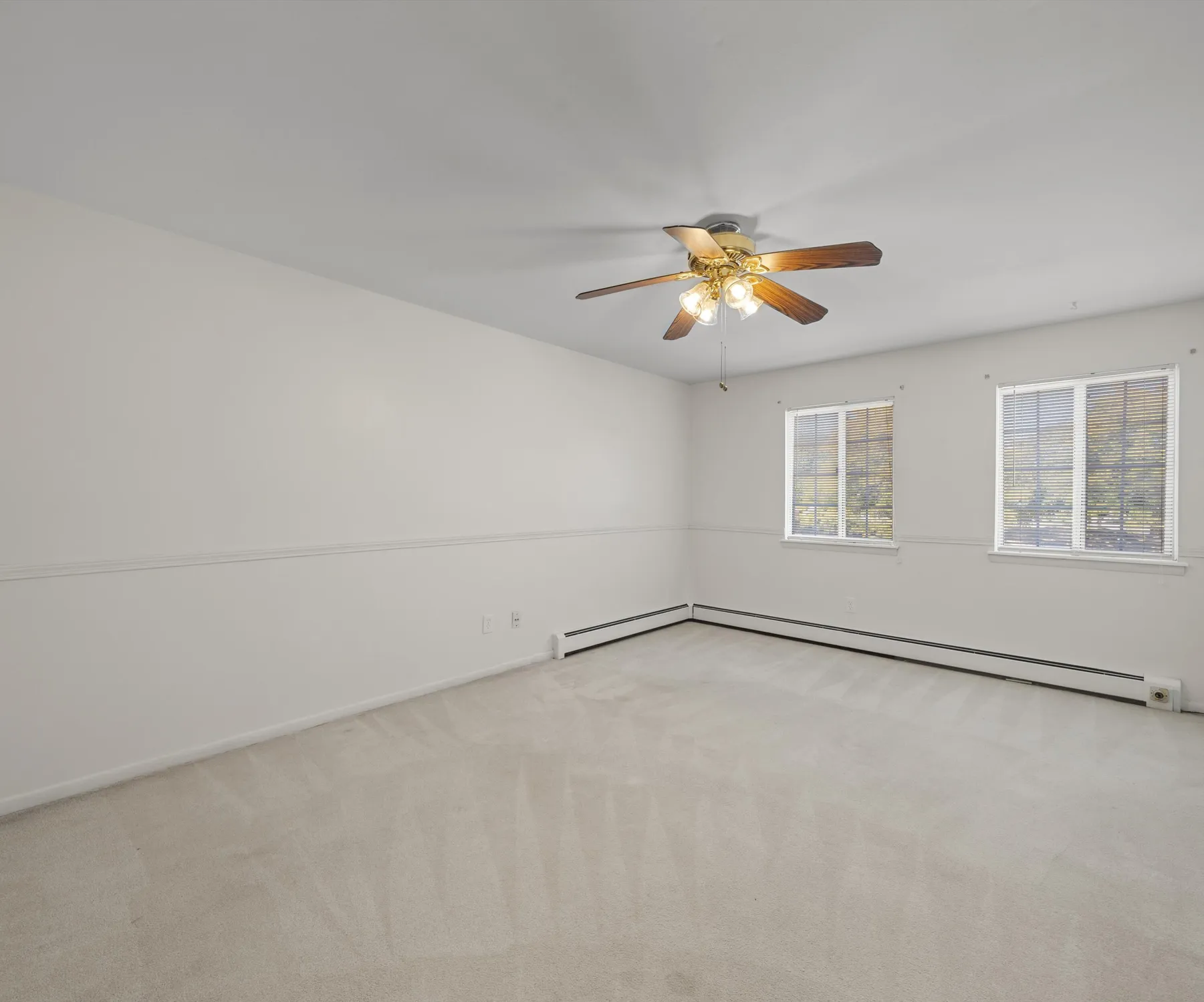 Property Slideshow image 17 of 32 | 61119 heritage blvd # 3, South Lyon, MI, 48178