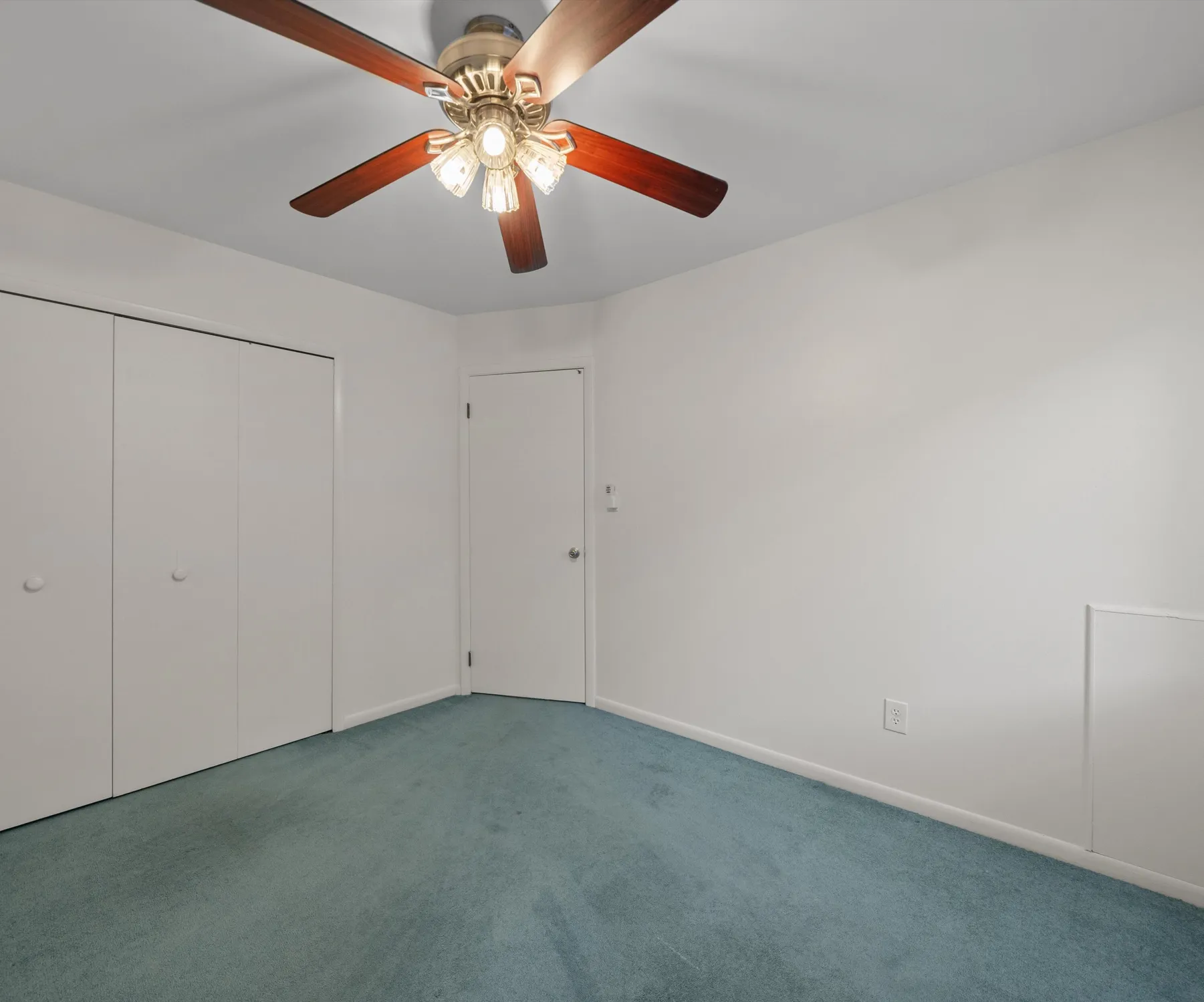 Property Slideshow image 21 of 32 | 61119 heritage blvd # 3, South Lyon, MI, 48178