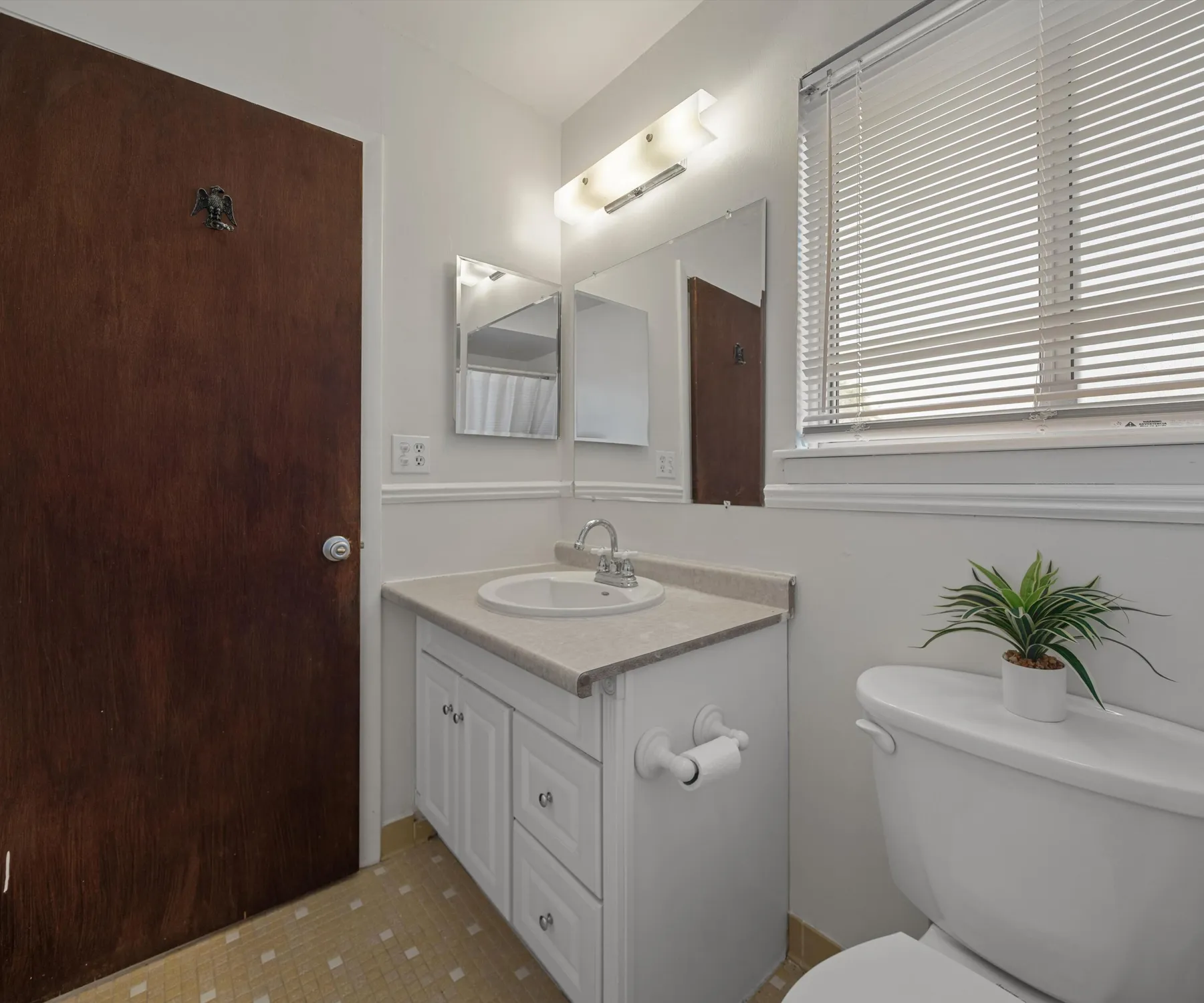 Property Slideshow image 22 of 32 | 61119 heritage blvd # 3, South Lyon, MI, 48178