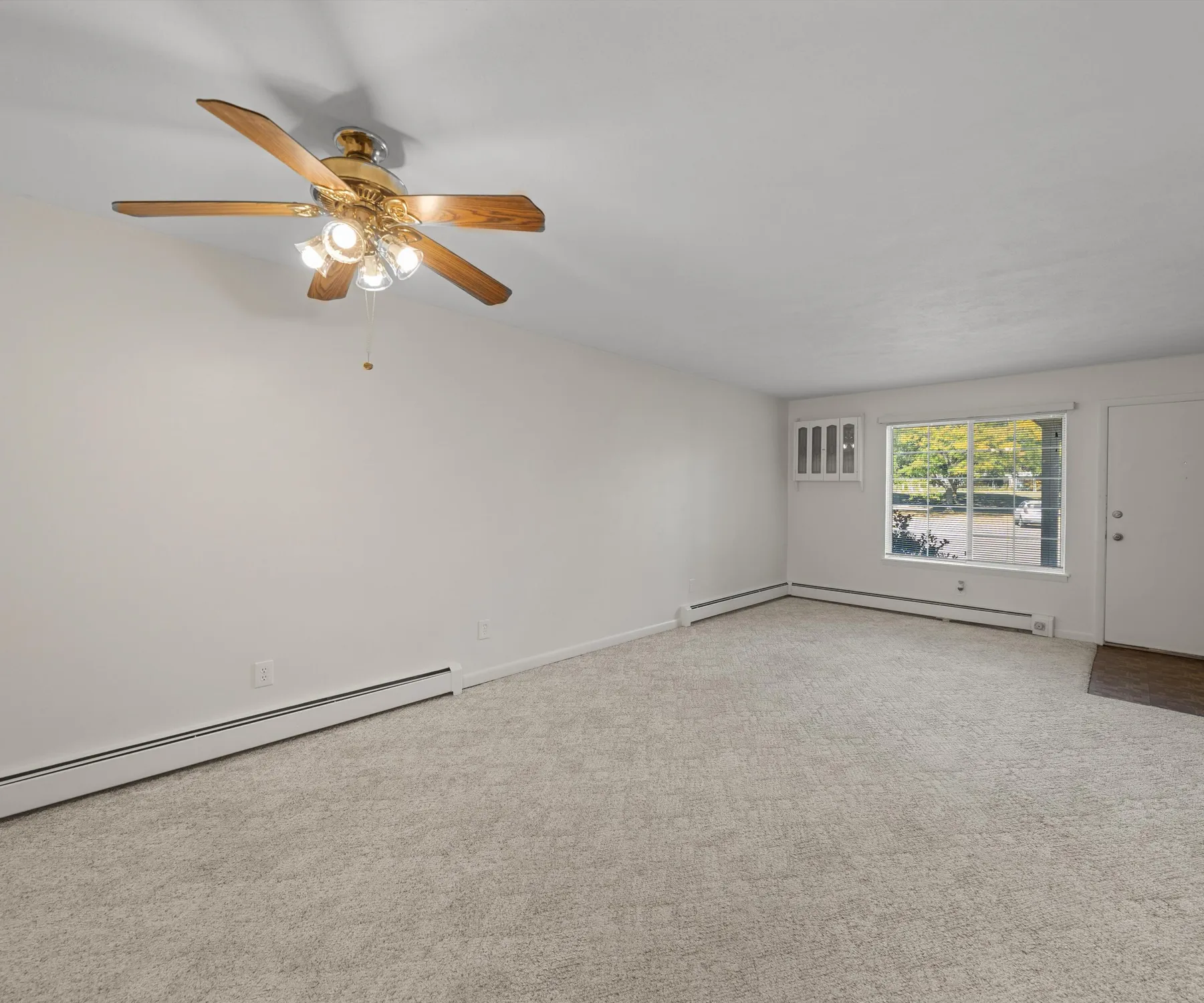 Property Slideshow image 6 of 32 | 61119 heritage blvd # 3, South Lyon, MI, 48178