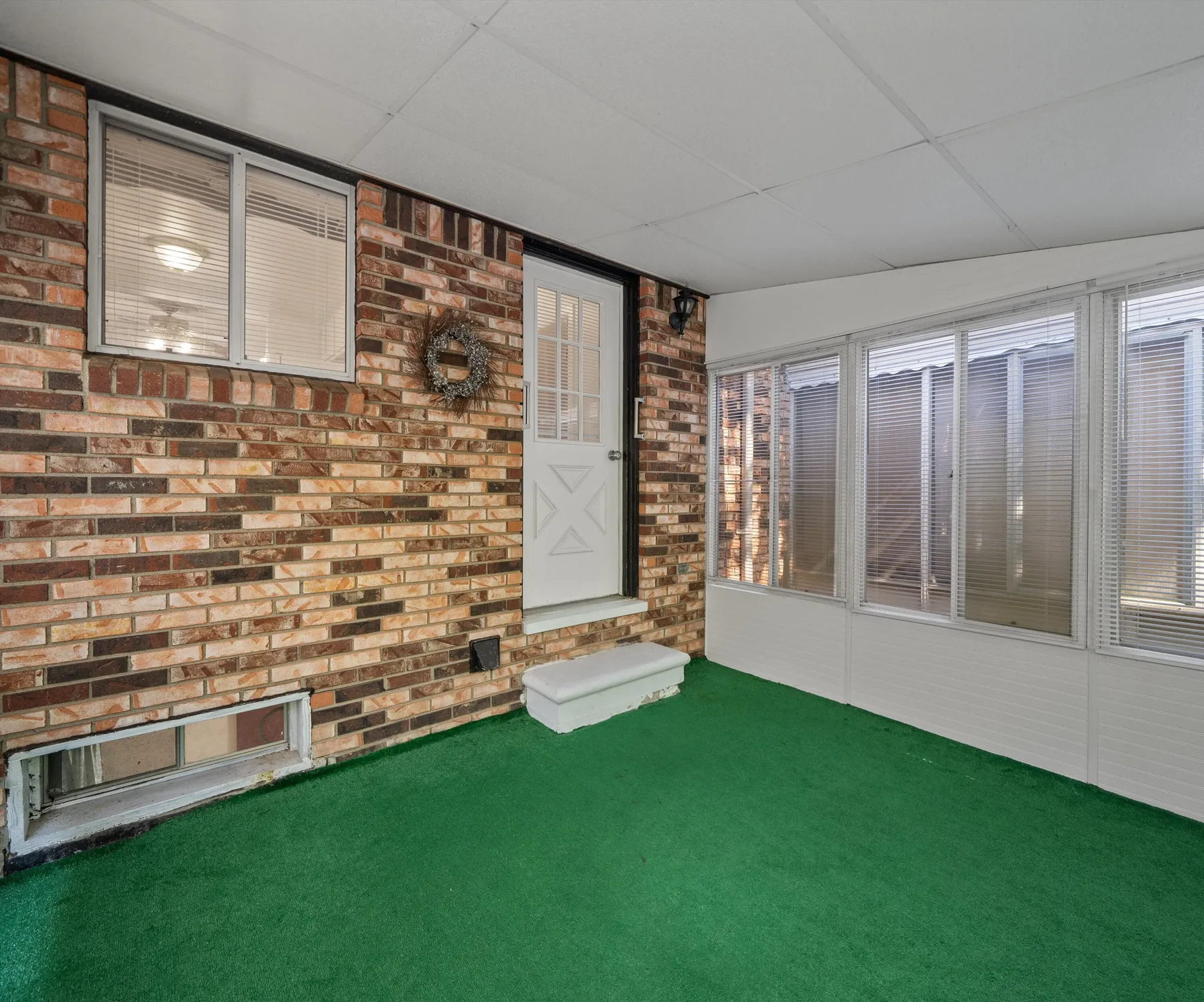 Property Slideshow image 13 of 32 | 61119 heritage blvd # 3, South Lyon, MI, 48178