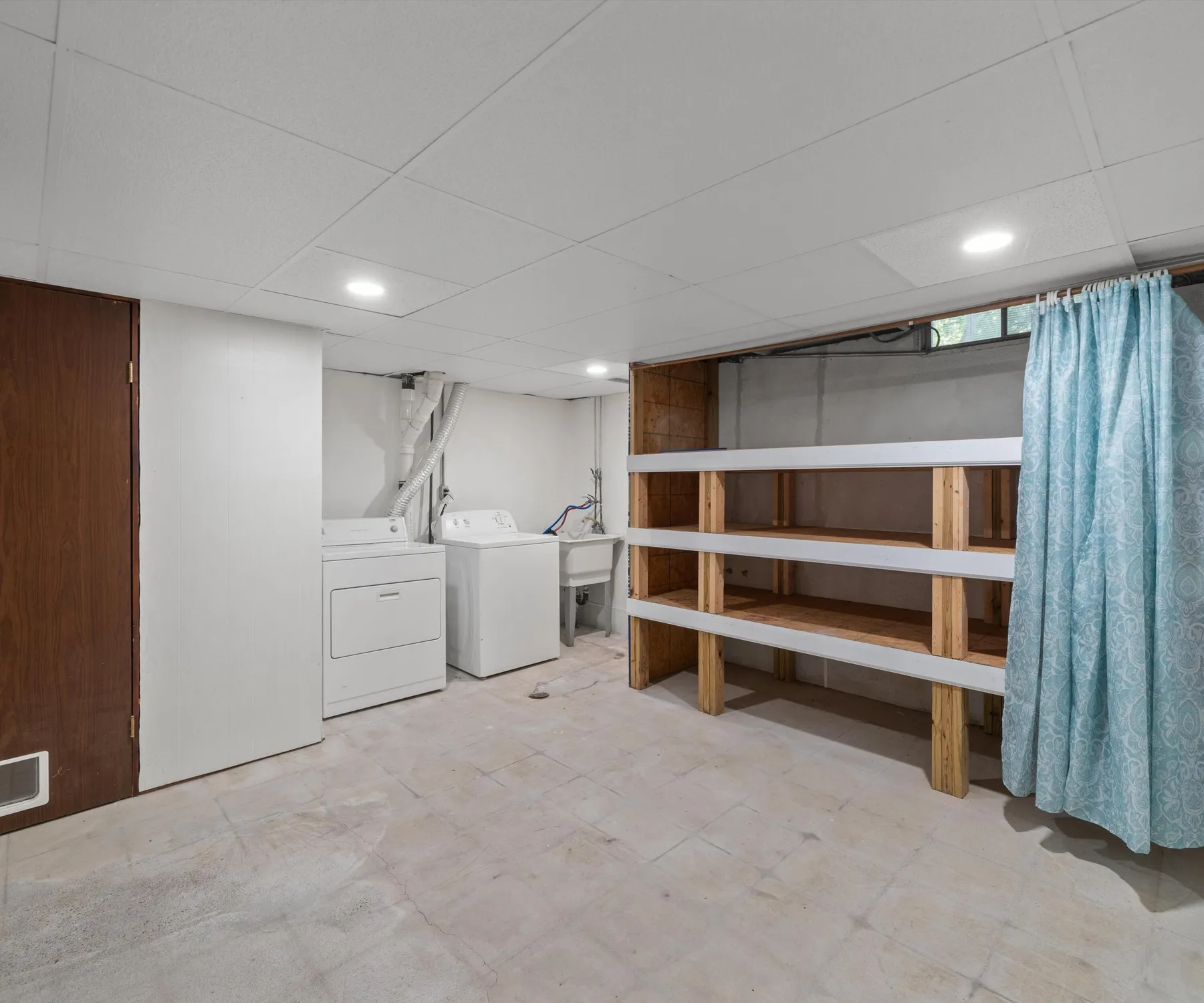 Property Slideshow image 27 of 32 | 61119 heritage blvd # 3, South Lyon, MI, 48178