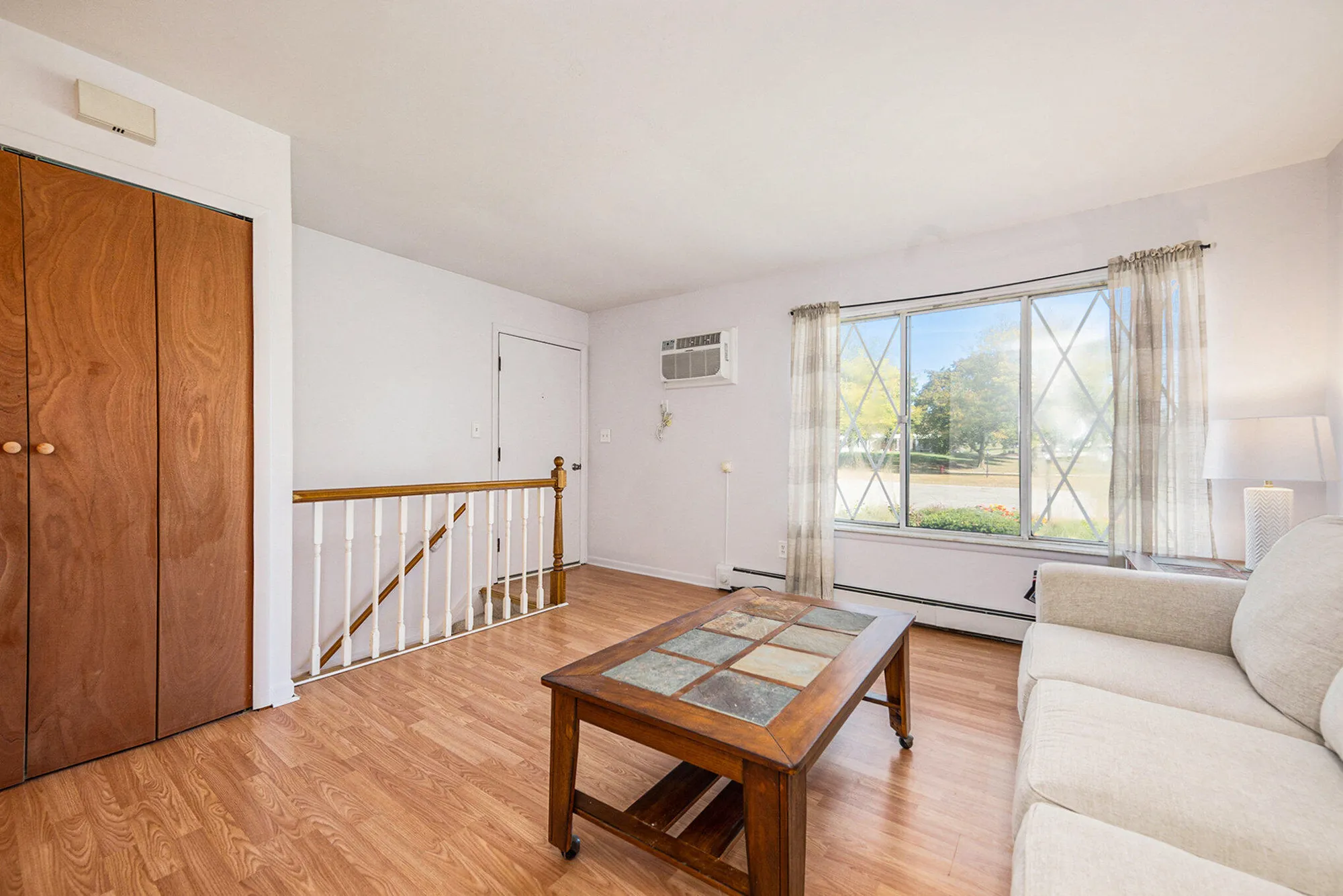 Property Slideshow image 4 of 17 | 61117 heritage blvd, South Lyon, MI, 48178