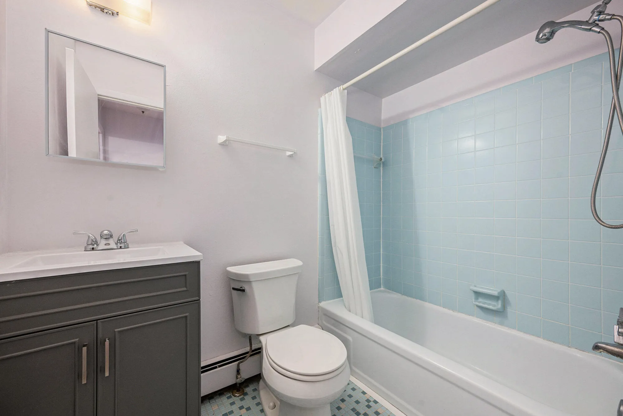 Property Slideshow image 11 of 17 | 61117 heritage blvd, South Lyon, MI, 48178