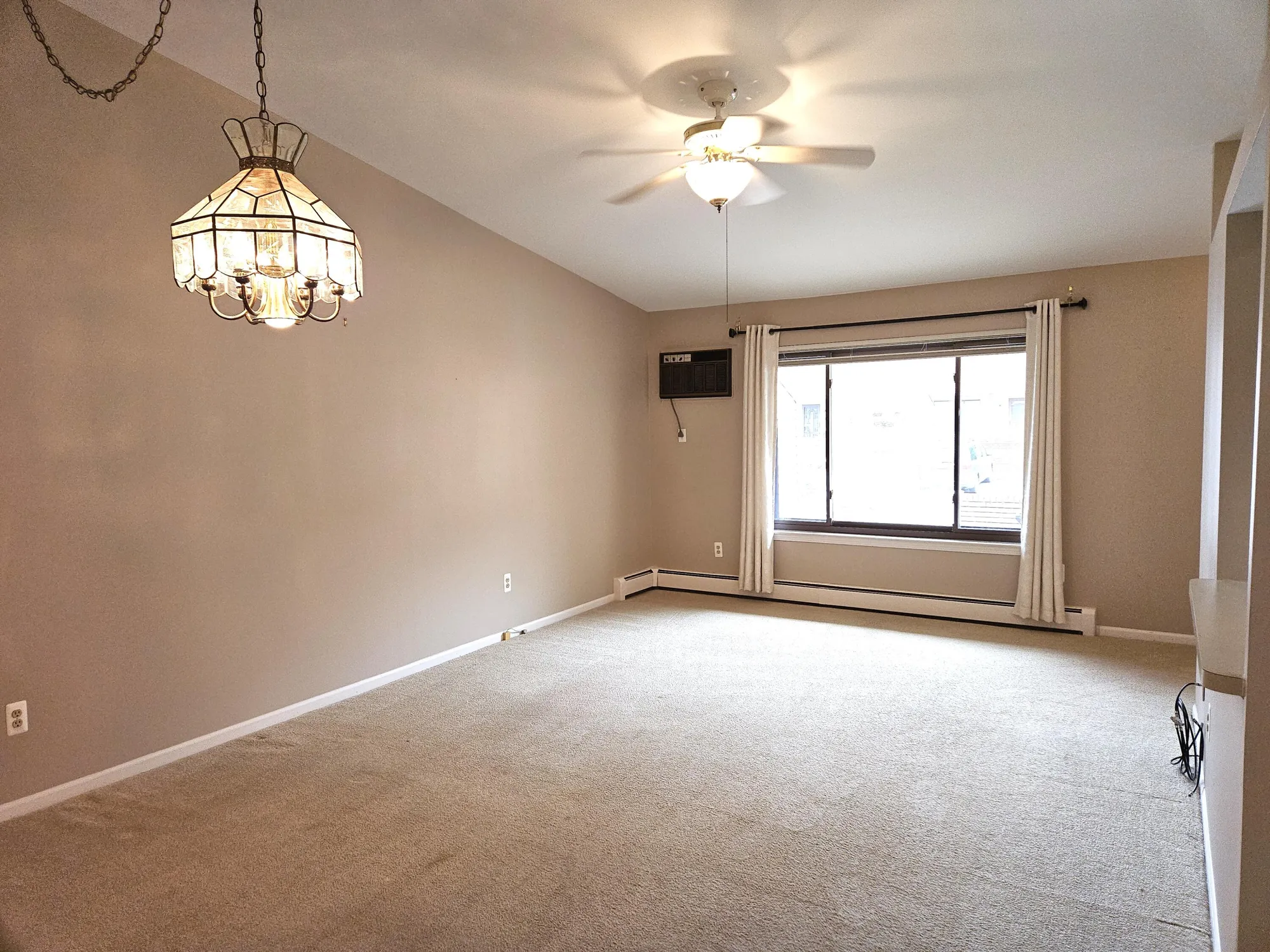 Property Slideshow image 8 of 29 | 25664 lexington dr unit 2, South Lyon, MI, 48178