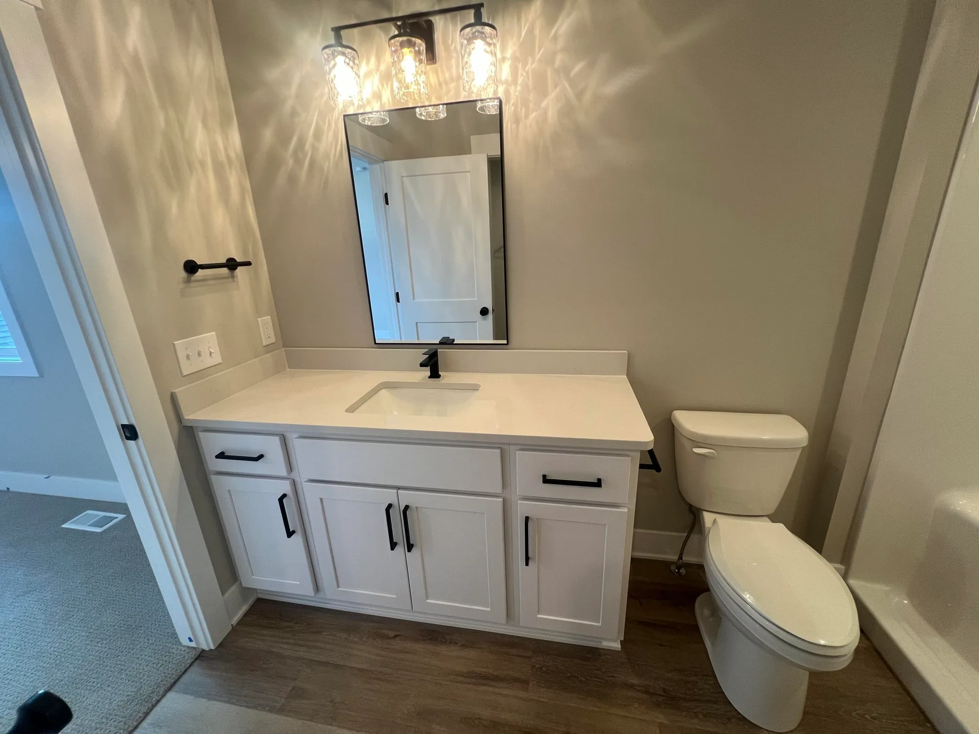 Property Slideshow image 9 of 12 | 1034 castlebay way # 16, Hudsonville, MI, 49426