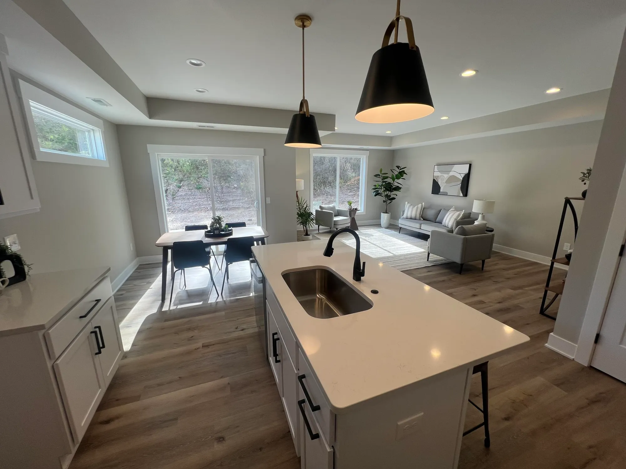 Property Slideshow image 6 of 12 | 1034 castlebay way # 16, Hudsonville, MI, 49426