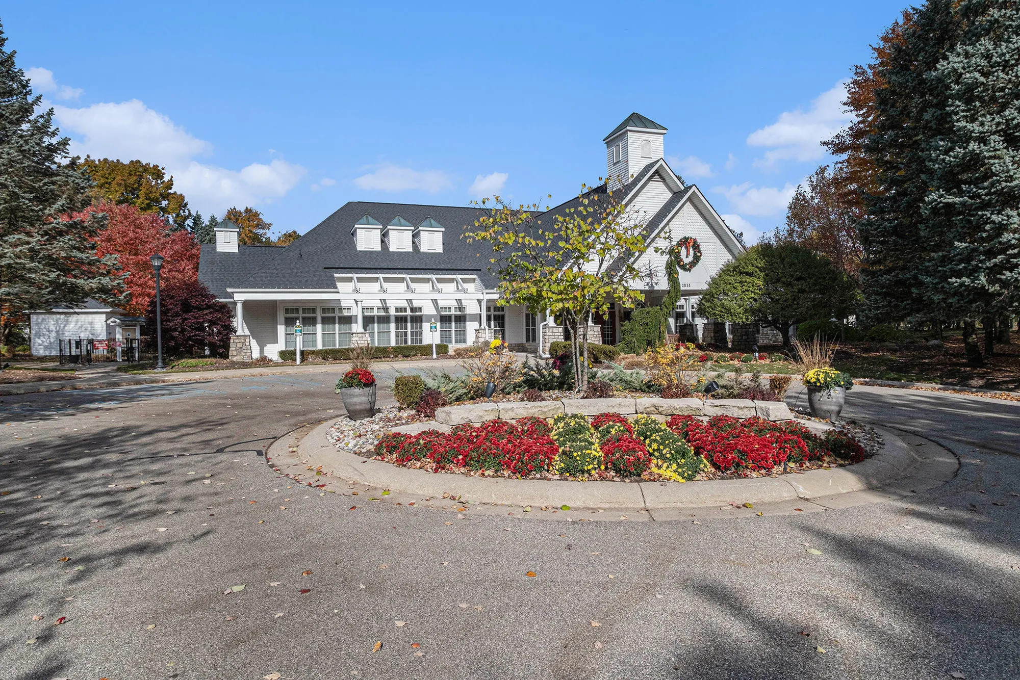 Property Slideshow image 25 of 29 | 3640 camden ct, Auburn Hills, MI, 48326