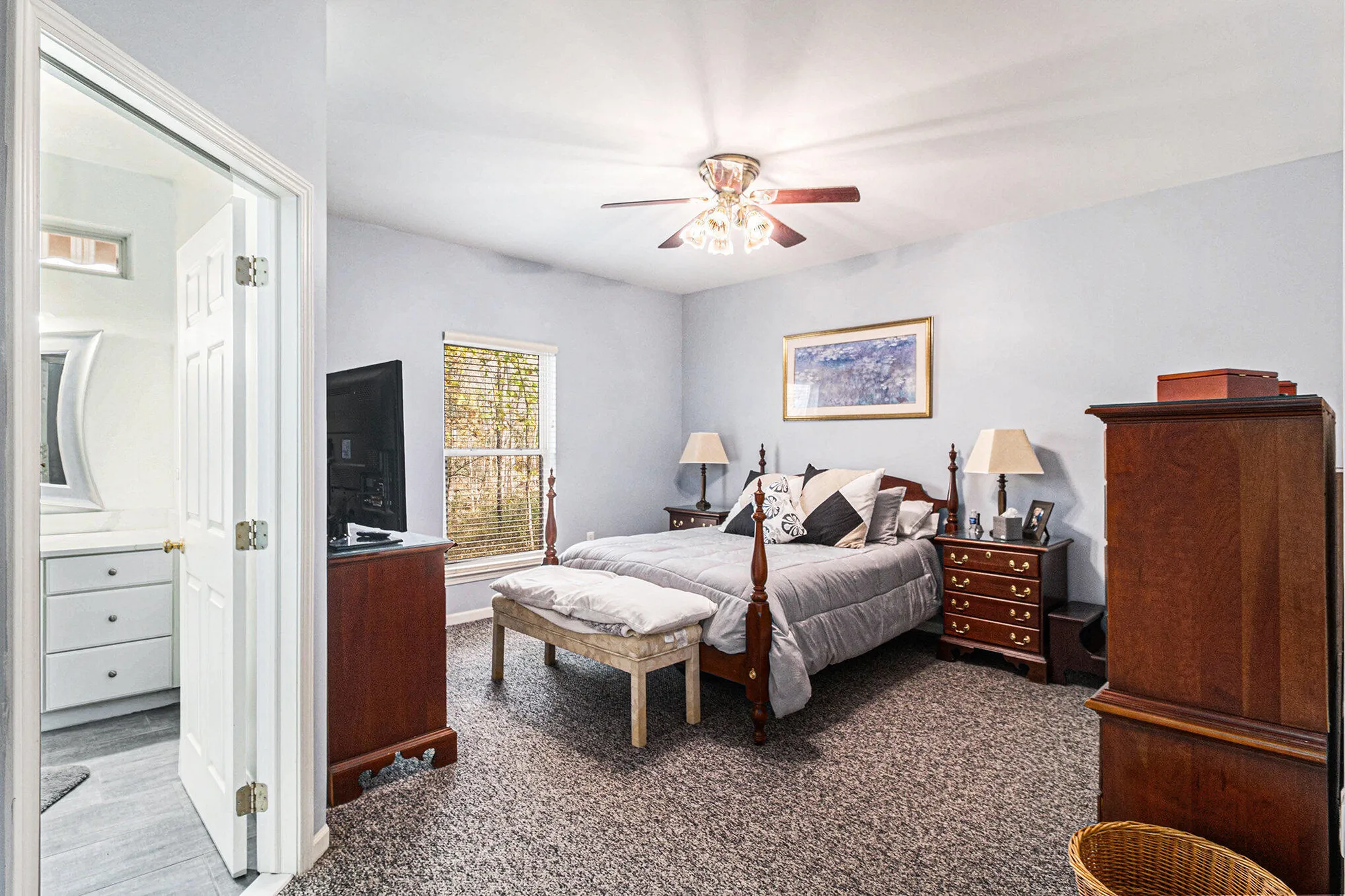 Property Slideshow image 12 of 29 | 3640 camden ct, Auburn Hills, MI, 48326