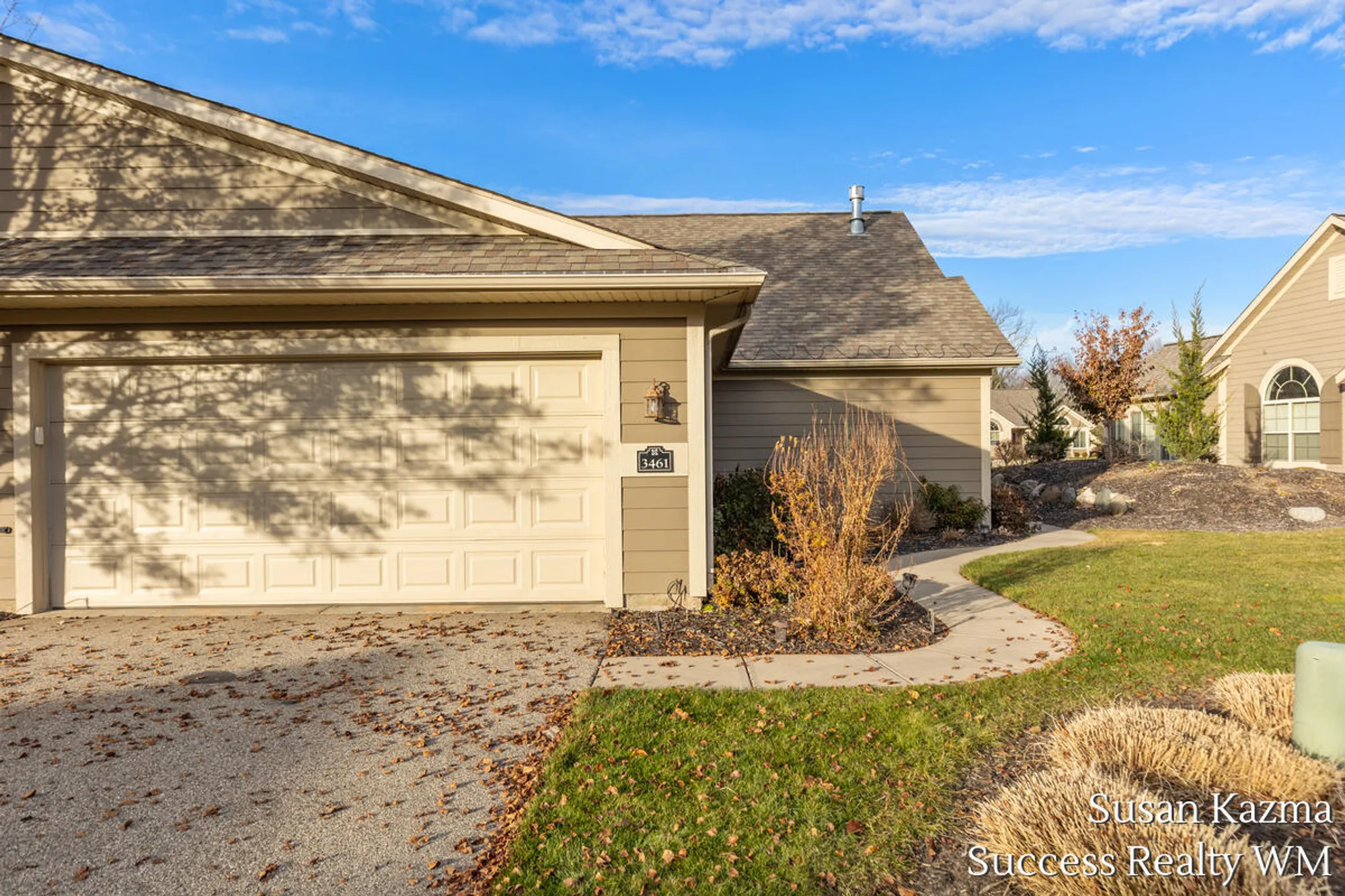 Property Slideshow image 27 of 31 | 3461 evan brooke dr sw, Grandville, MI, 49418