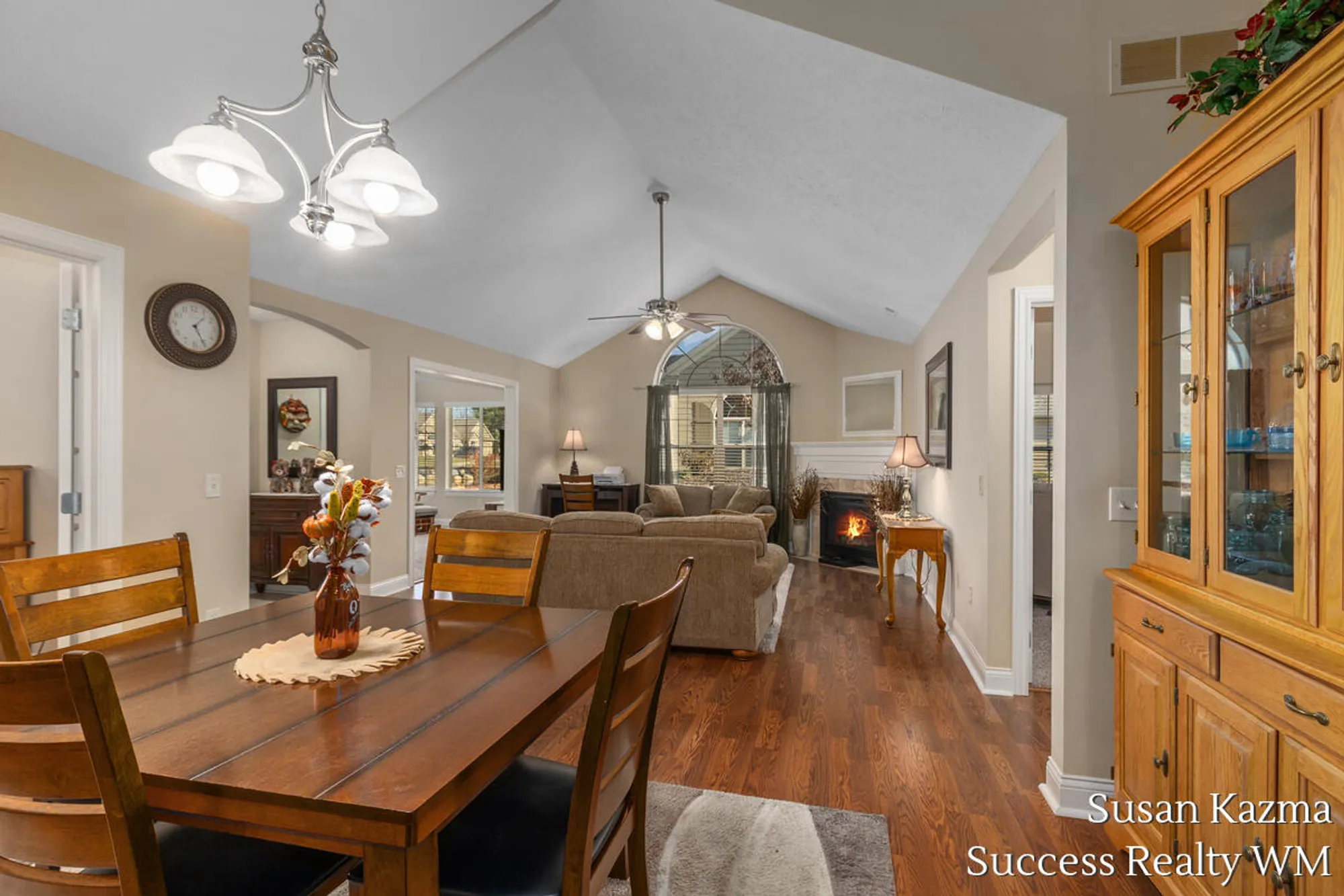 Property Slideshow image 11 of 31 | 3461 evan brooke dr sw, Grandville, MI, 49418