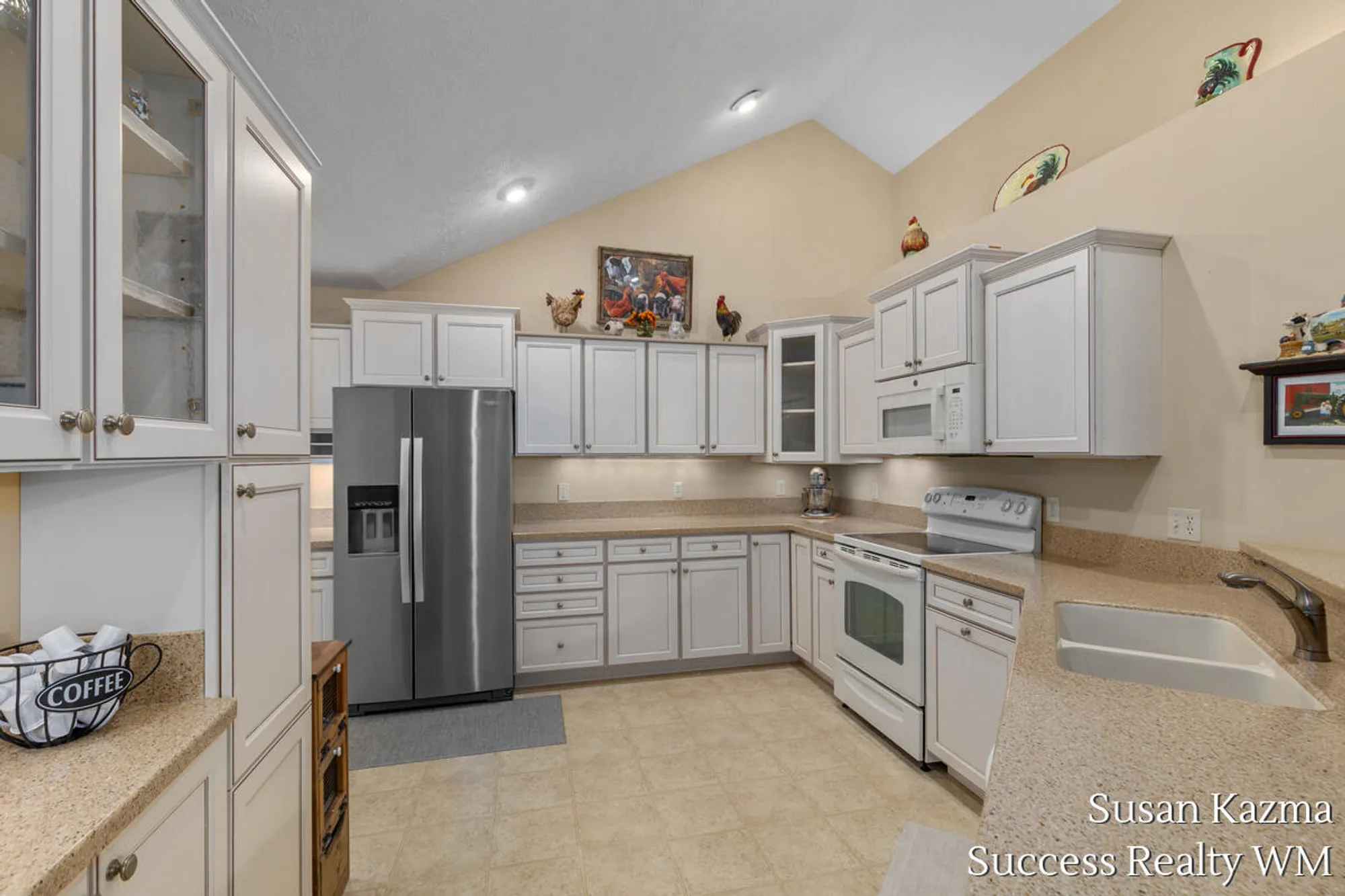 Property Slideshow image 14 of 31 | 3461 evan brooke dr sw, Grandville, MI, 49418