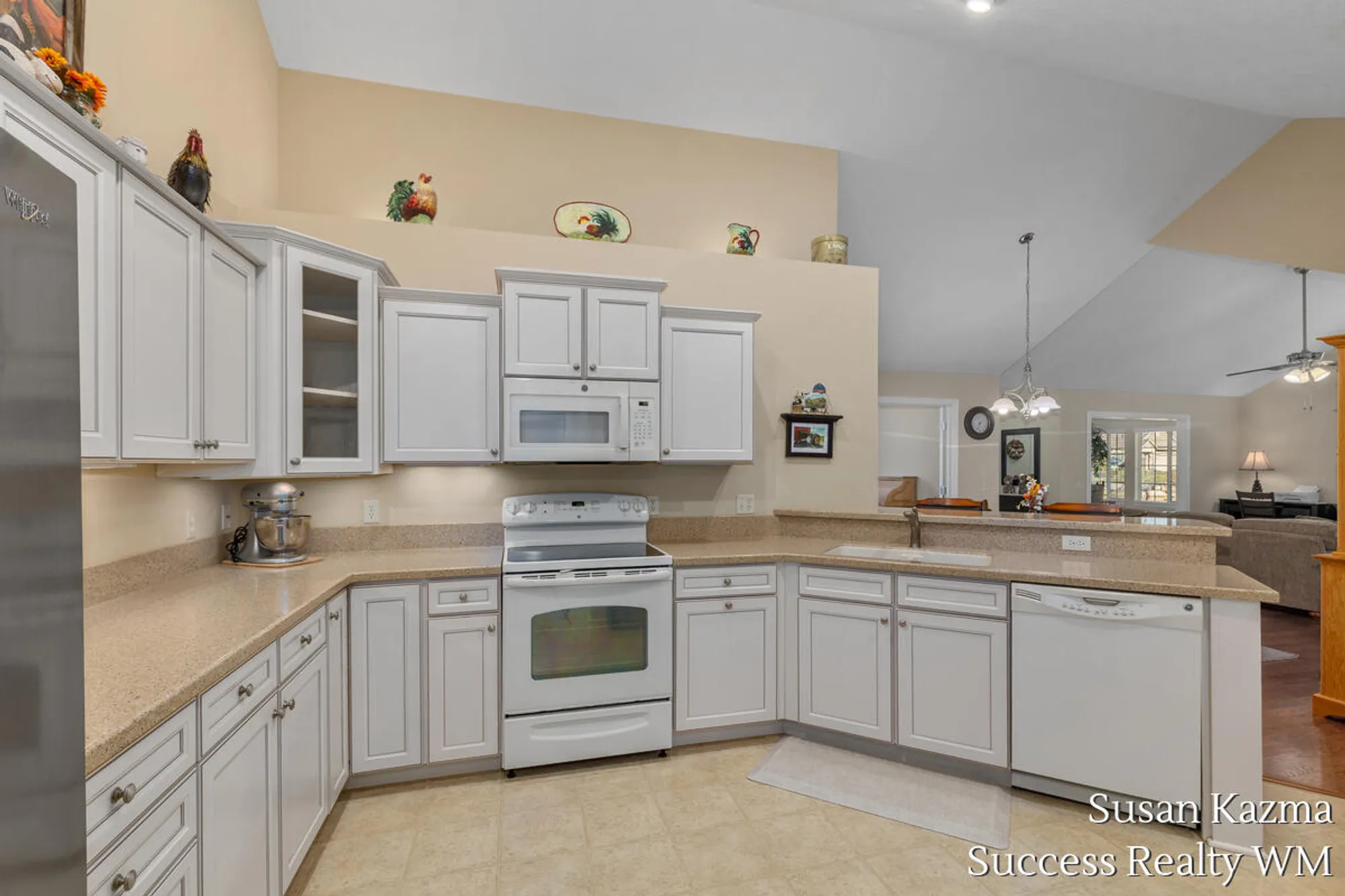 Property Slideshow image 4 of 31 | 3461 evan brooke dr sw, Grandville, MI, 49418