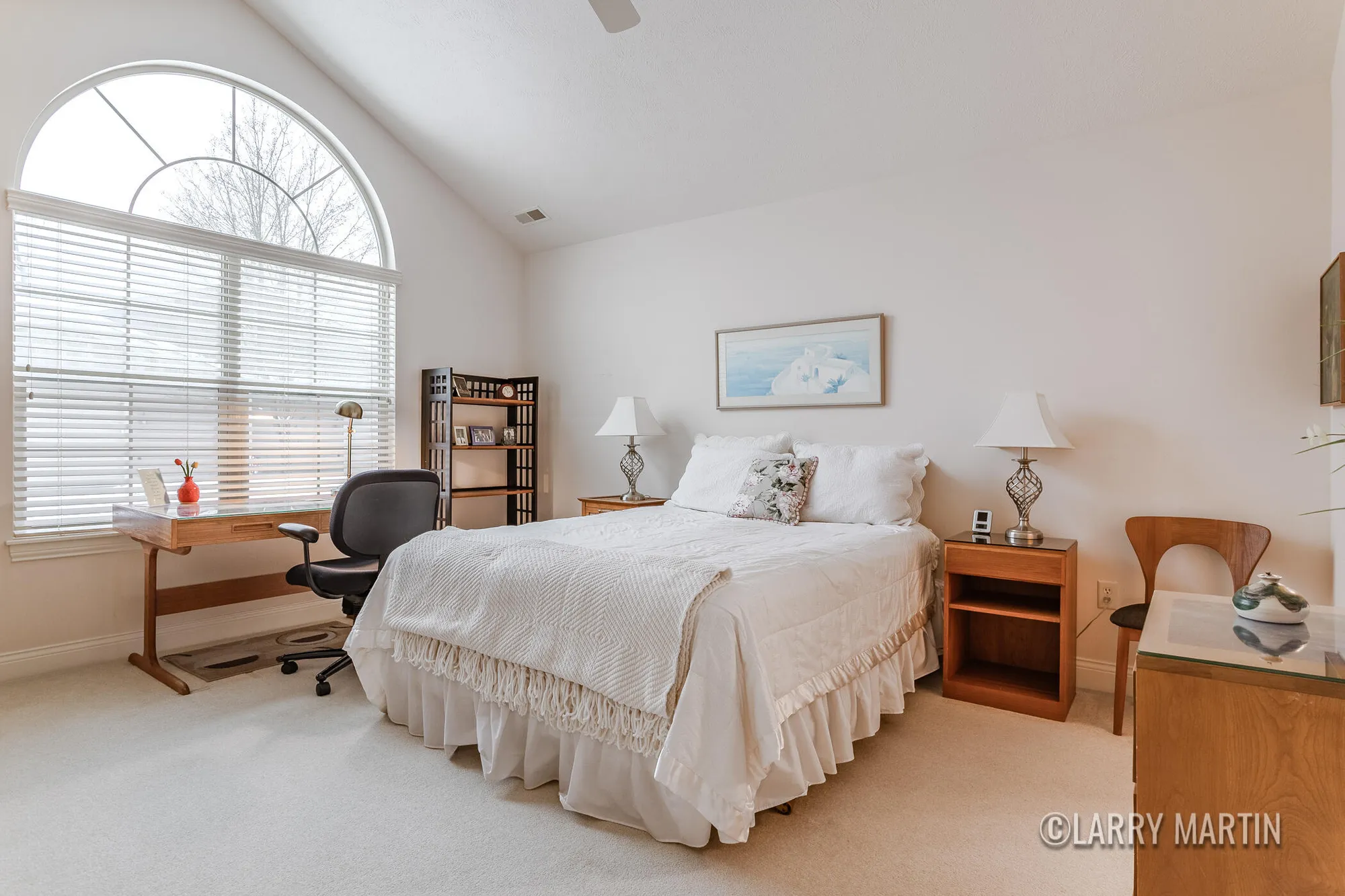 Property Slideshow image 14 of 35 | 5331 mapleside ln, Wyoming, MI, 49418