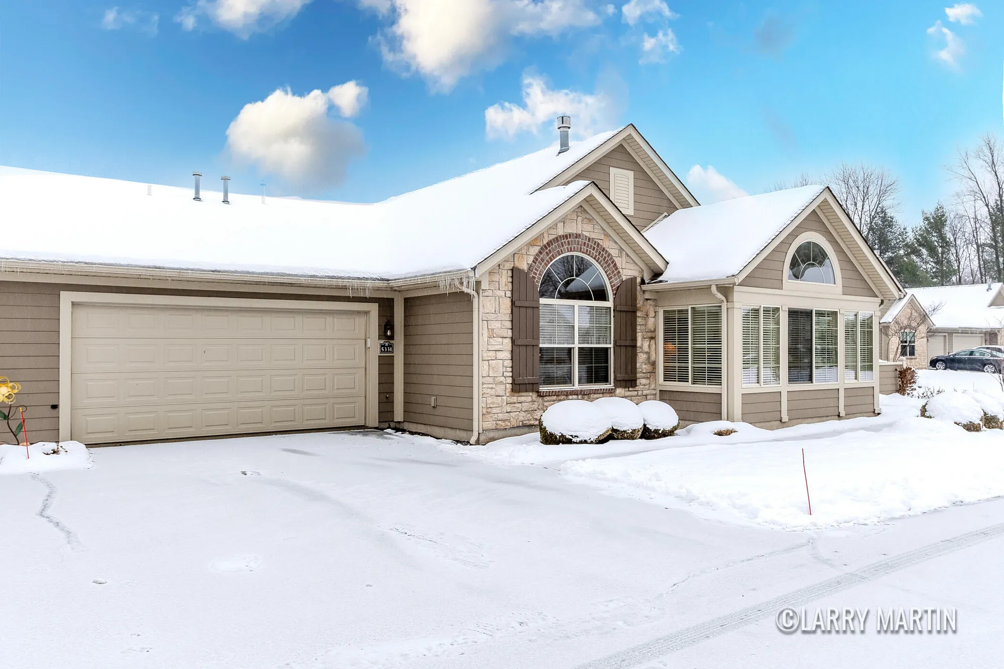 Property Slideshow image 25 of 35 | 5331 mapleside ln, Wyoming, MI, 49418